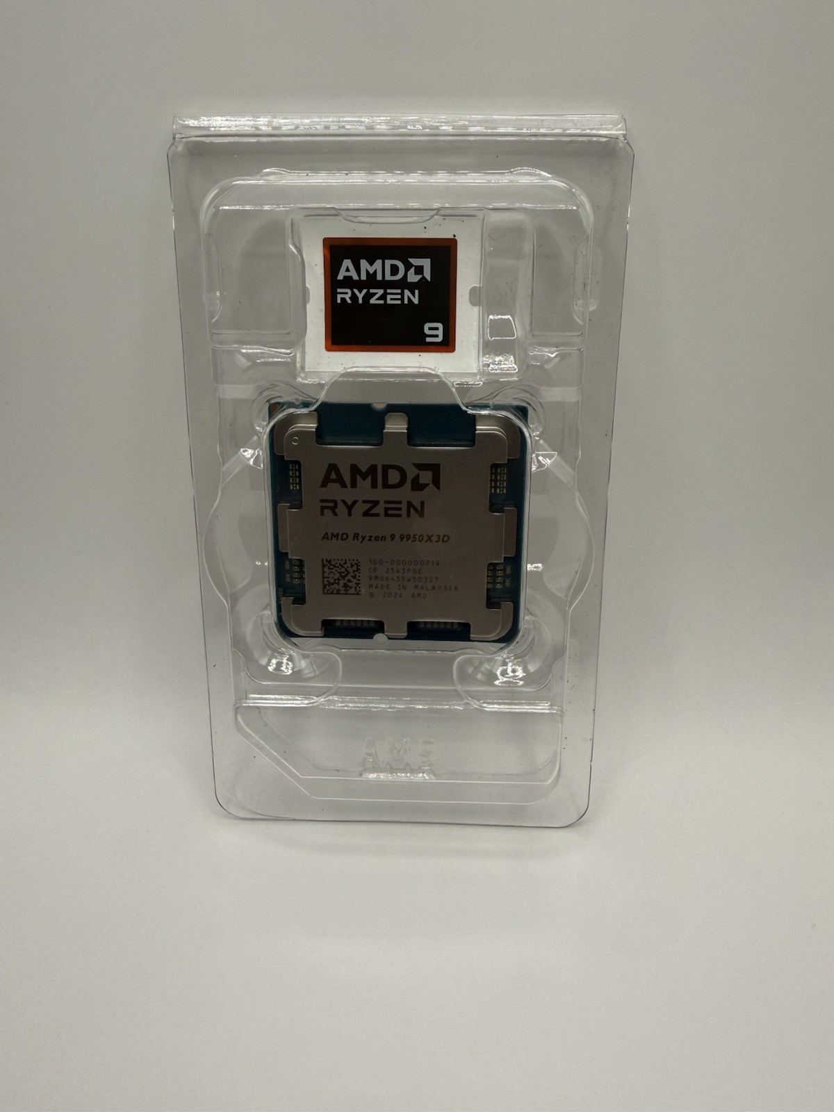 AMD RYZEN 9 9950X3D 16-CORE PRO