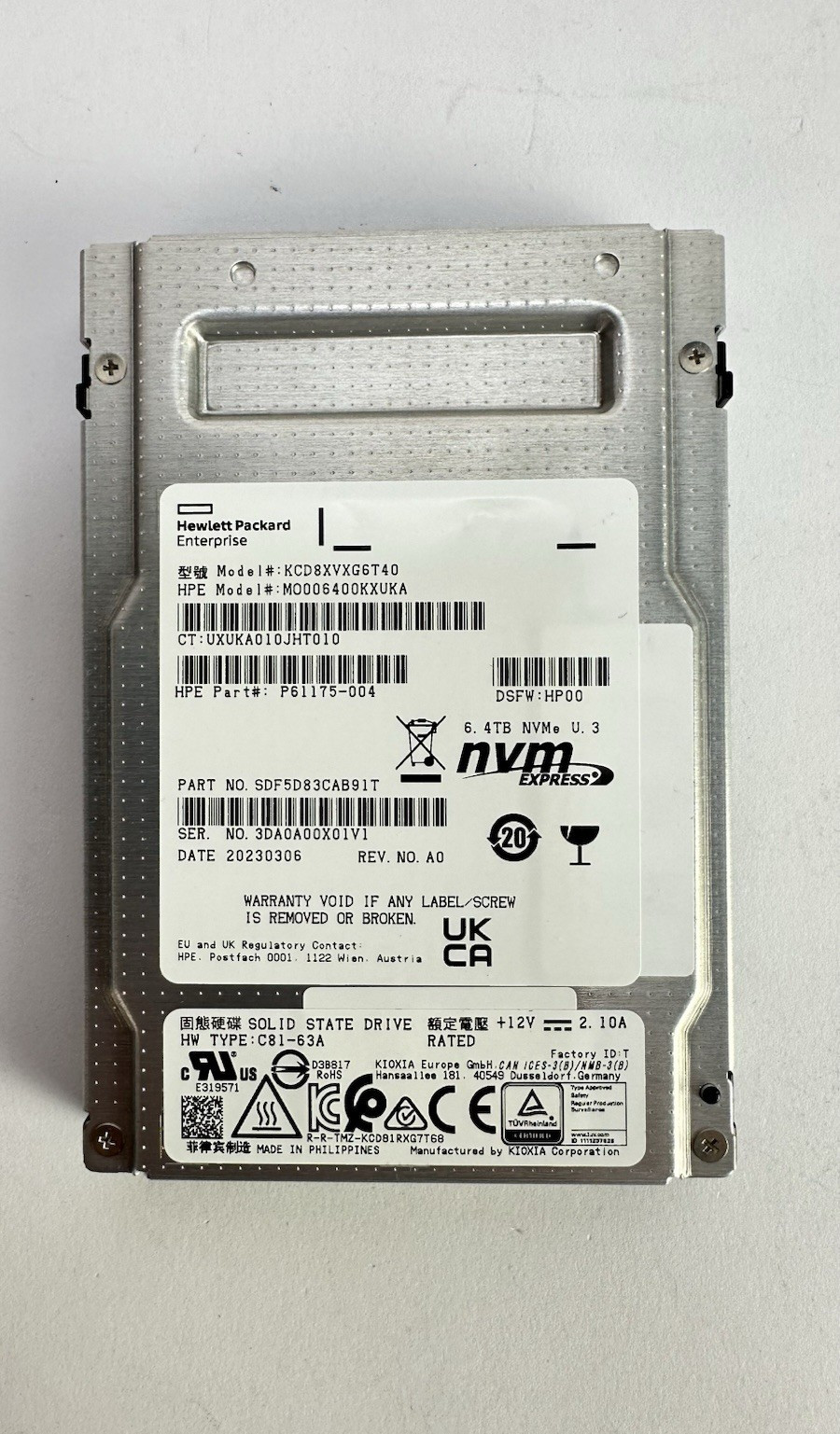 HPE Kioxia CD8 6.4TB NVMe U.3 Mixed Use SFF SSD Solid State Drive 2.5 P61175-004
