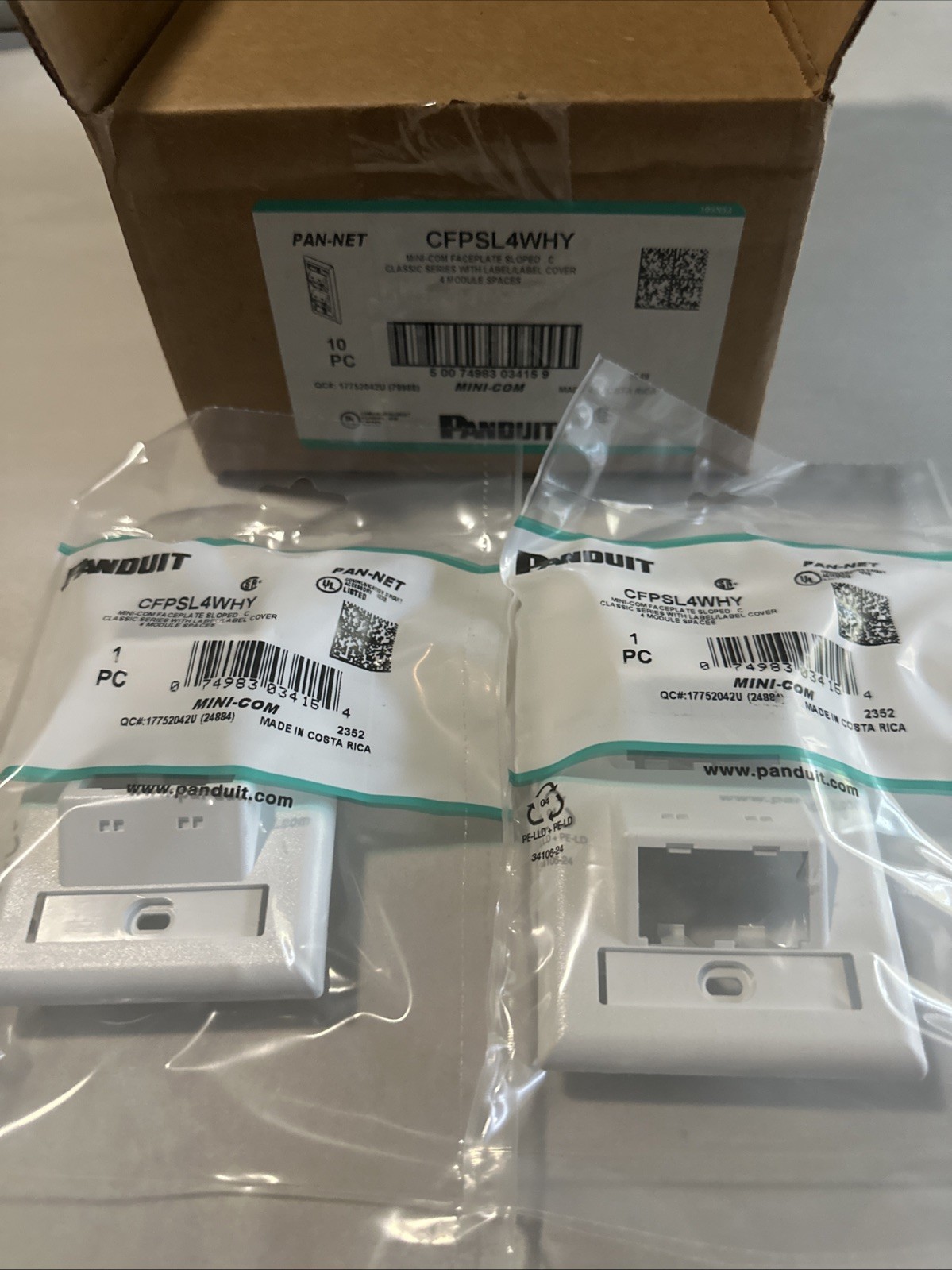 New Panduit CFPE4WHY Mini-Com 4-Port Single Gang Faceplates Box of 10