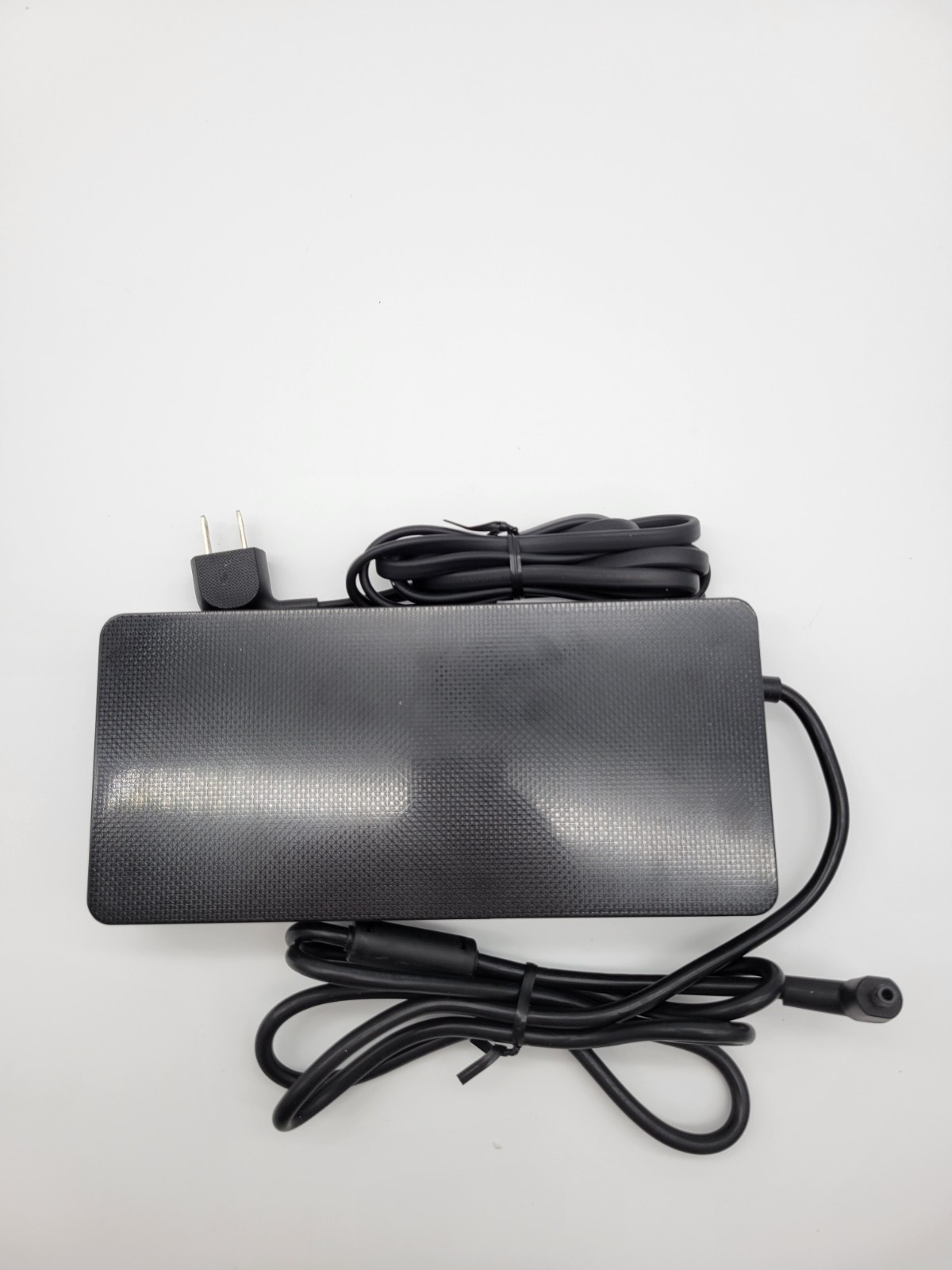 Samsung 220W/20.0V AC Power Supply Adapter A22020_BPN