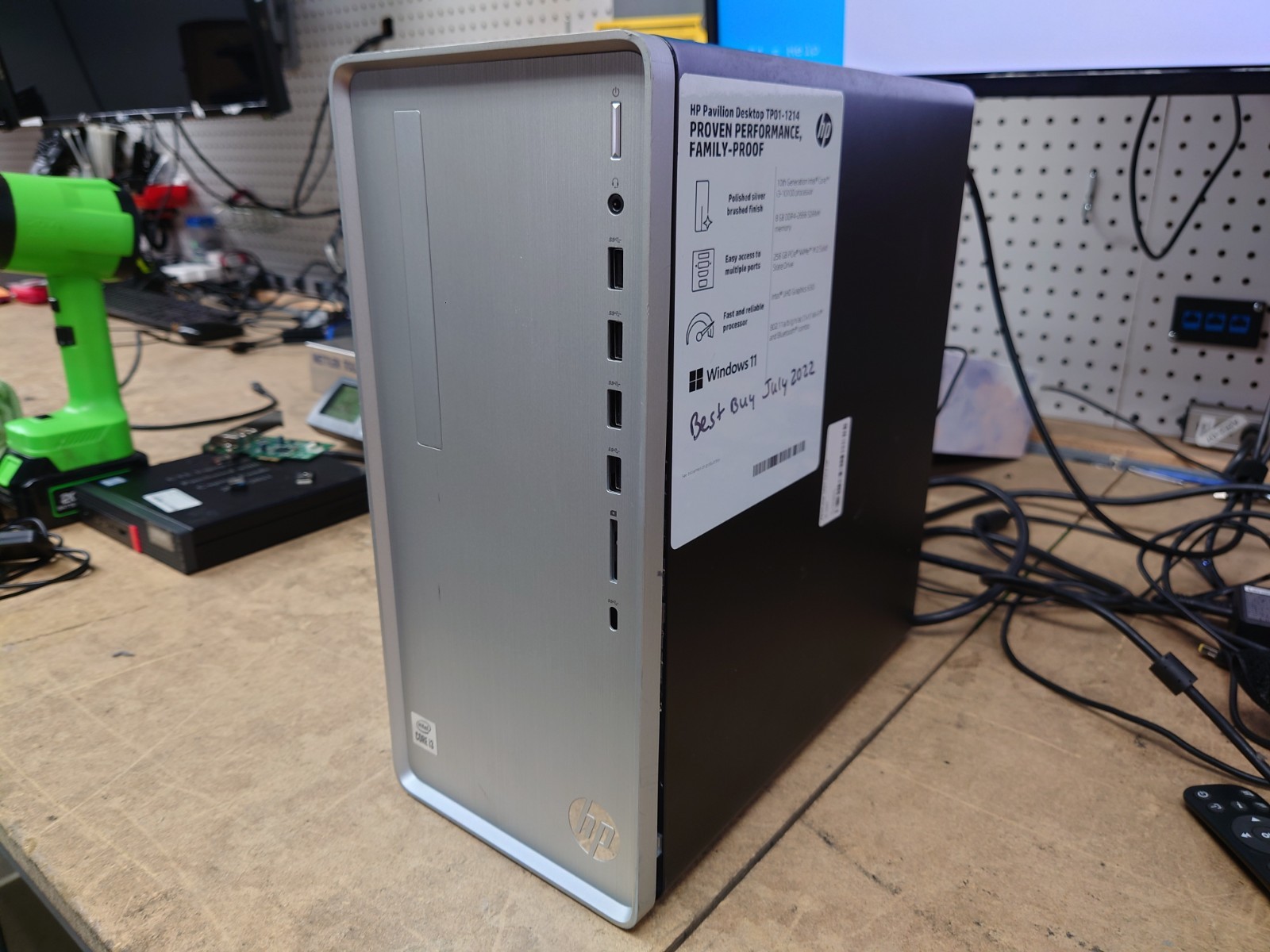 HP Pavilion TP01-1214 Mid Tower i3-10100 8GB RAM No HDD