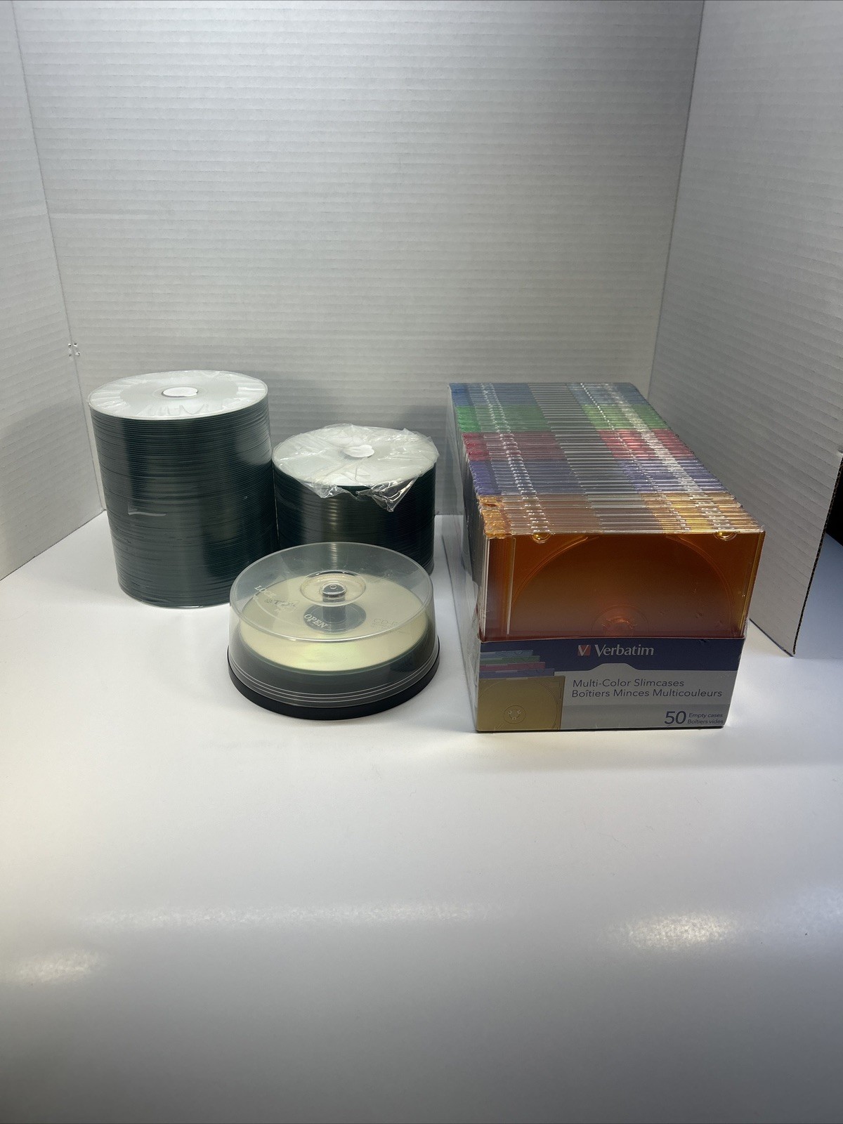 180+  Memorex CD-R Blank CD's & 30 Sony cdr 700mb  80 min + 50 Multi color cases