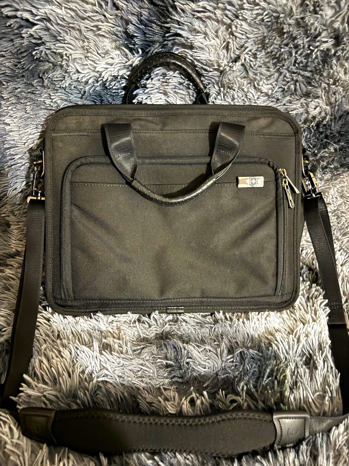 Victorinox 15in Laptop Briefcase Black Nylon Padded Shoulder Bag