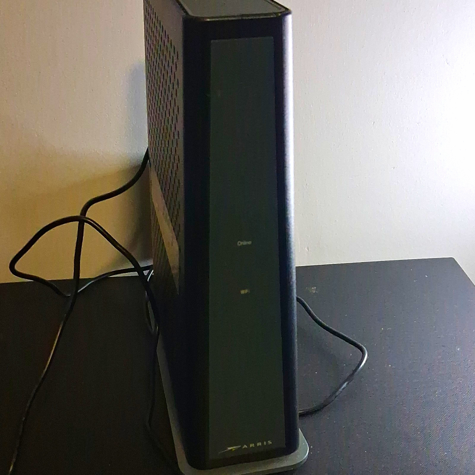 ARRIS DG3450 DOCSIS 3.0 Cable Modem Router Dual-Band WiFi 4-Port USB3.0