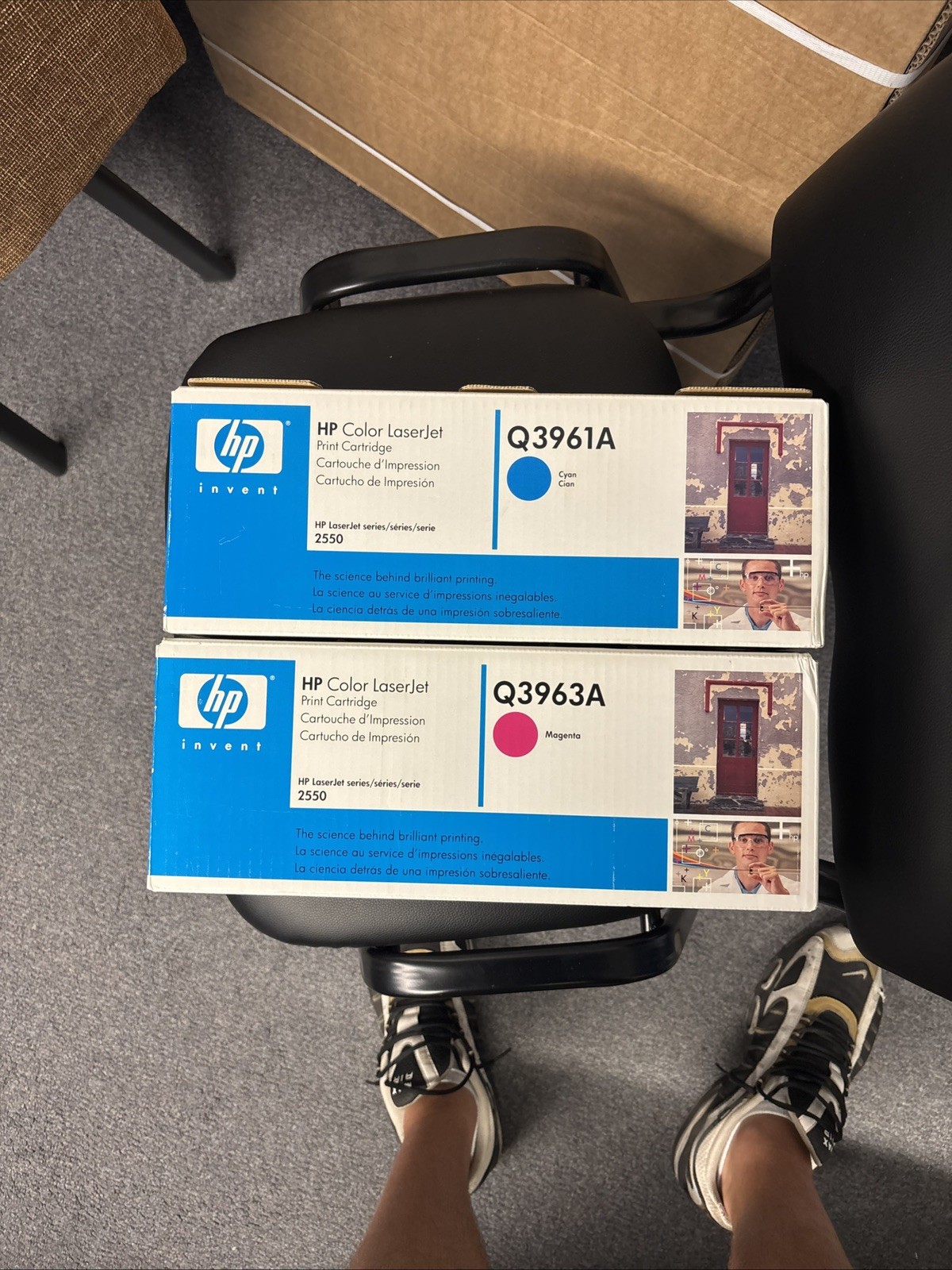 2 Brand new Genuine HP Q6001A Cyan Q6003A Magenta Toner Cartridges
