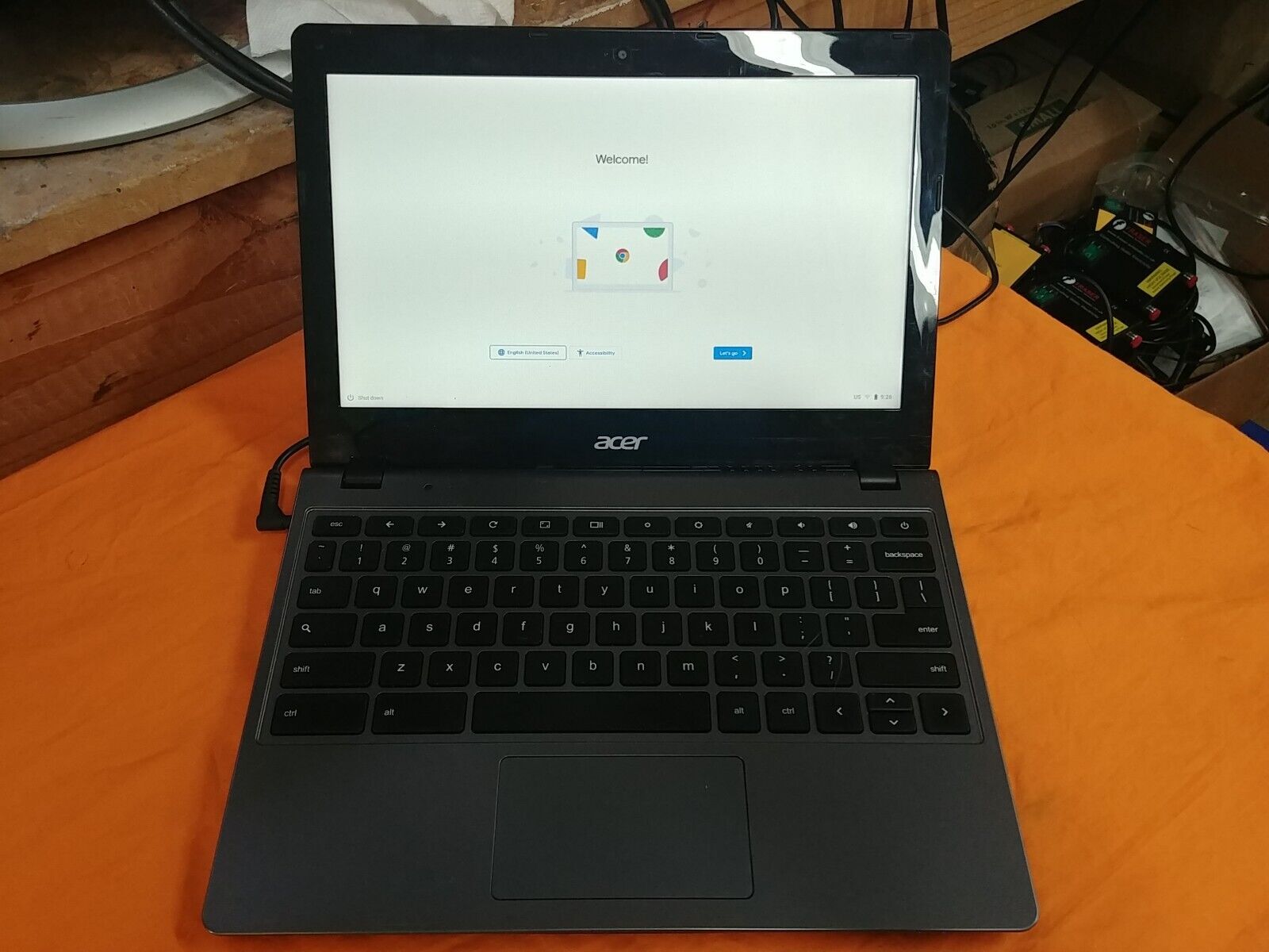 Acer Chromebooks C720 ZHN Intel Celeron@1.40GHz 16GB SSD 2GB RAM - Read Desc.(*)