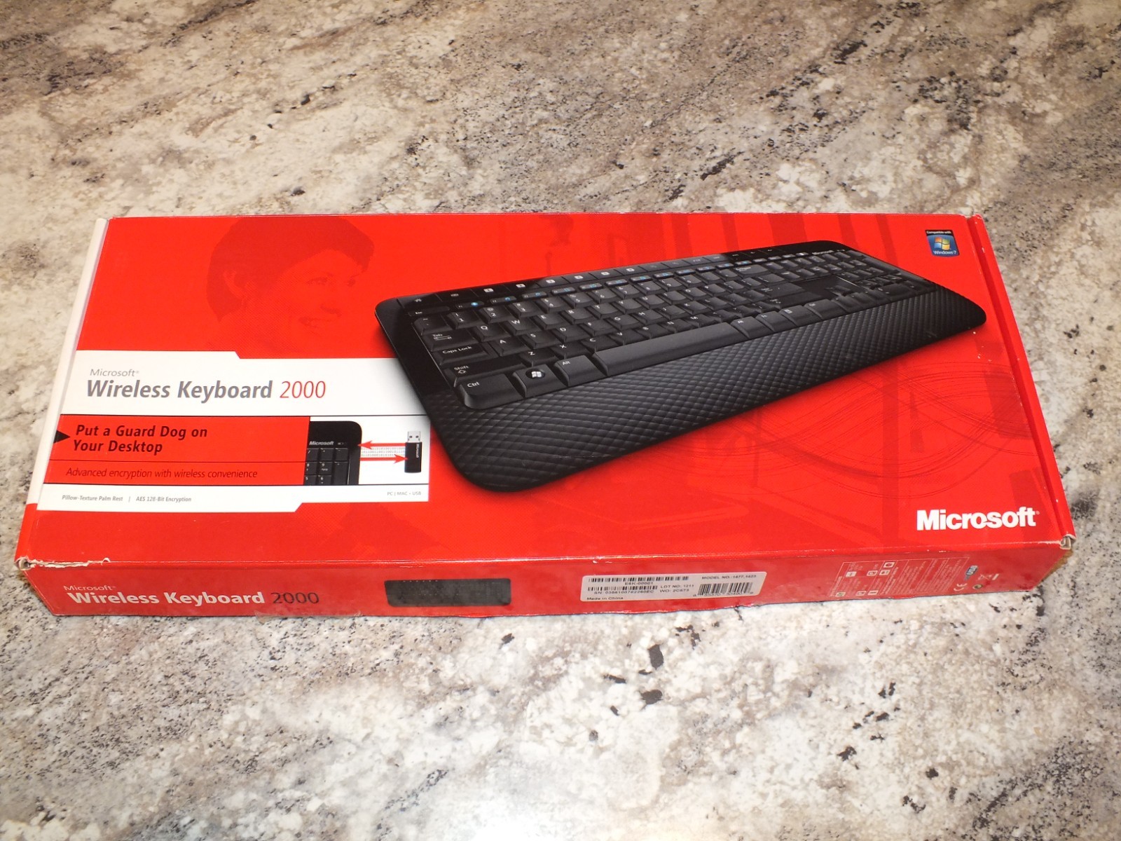Microsoft Wireless Keyboard 2000 W/ USB Receiver Model 1477