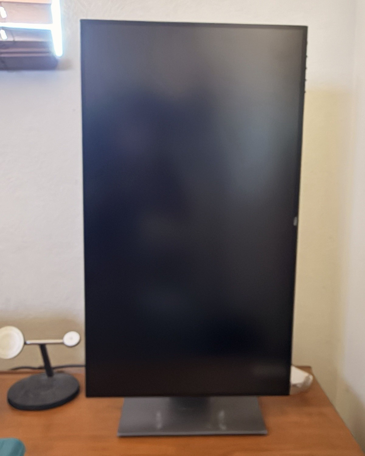 Dell UltraSharp U2720Q 27" 4K (3840x2160) IPS USB-C Flat Screen Monitor in box