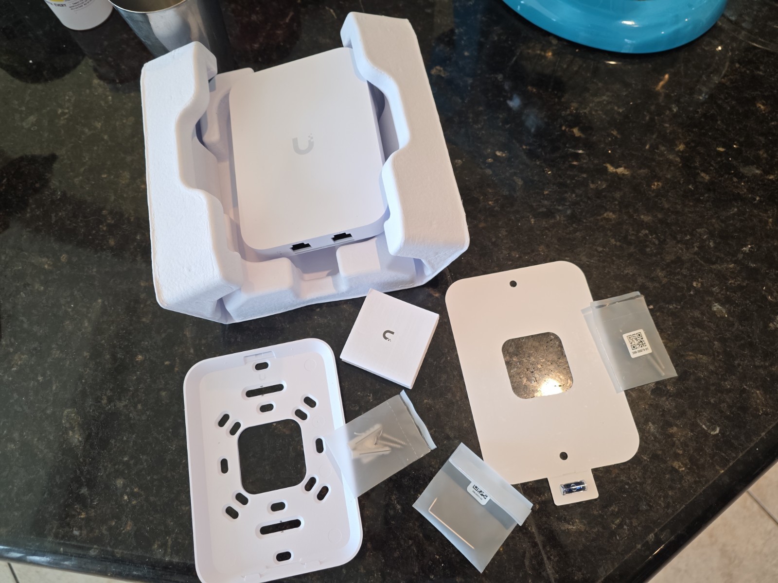 Ubiquiti Unifi U7 Pro Wall - Used