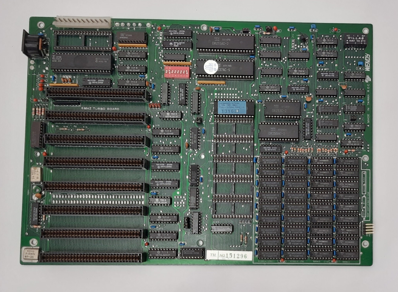 dtk Turbo 640 XT 8088 8-bit ISA retro motherboard + Fujitsu MBL8088-2 8MHz + 640KB