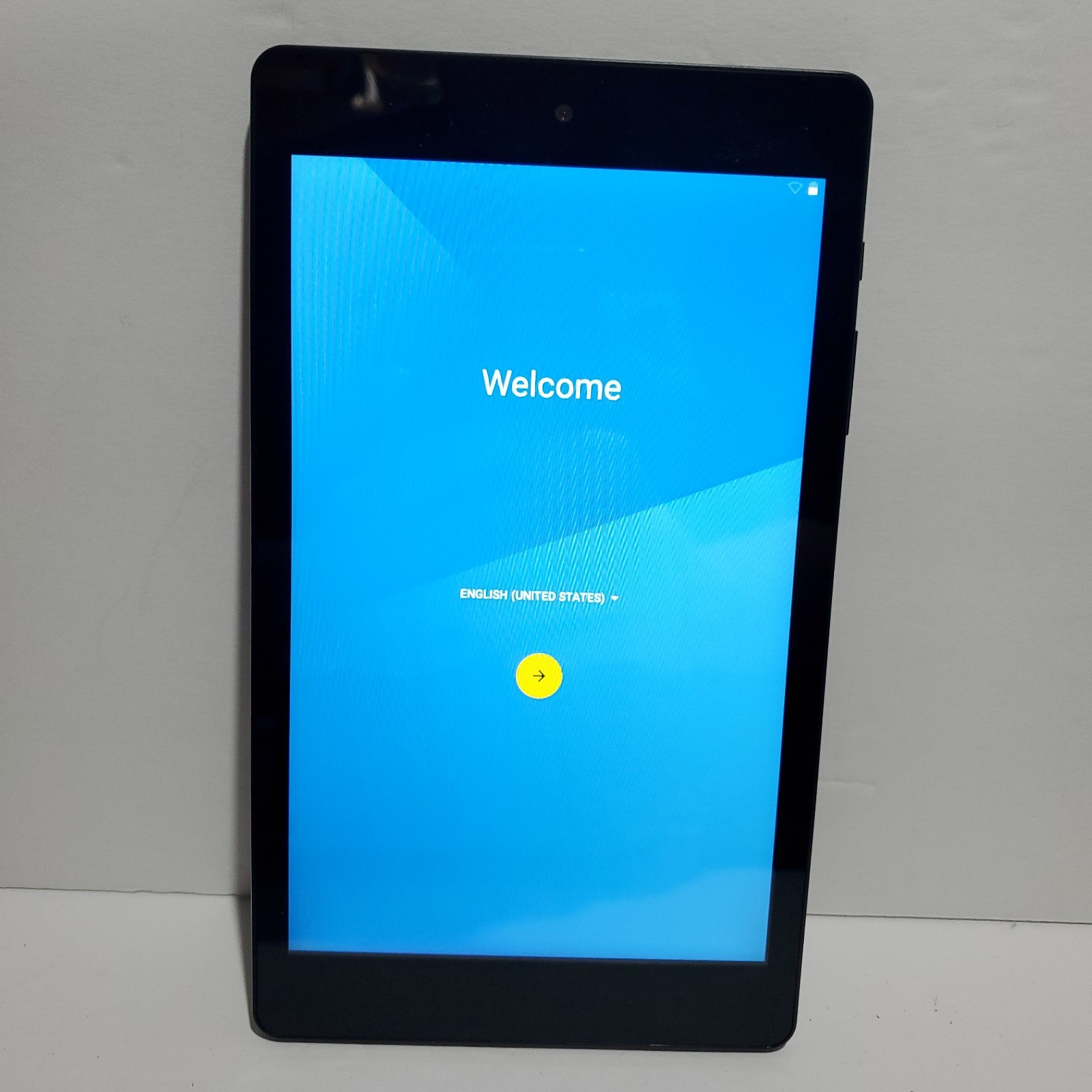 Insignia Flex Tab NS-P08A7100 16GB, Wi-Fi, 8 inch Android Tablet Tested Works