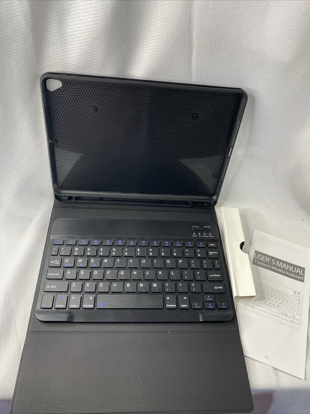 Slim Folio Wireless Keyboard and Cover Case - Black, With Manual