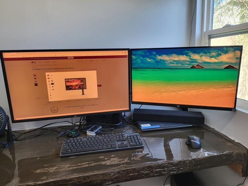 LG UltraFine Ergo 32UN880-B 32" Ultra HD IPS LED Monitor - Black