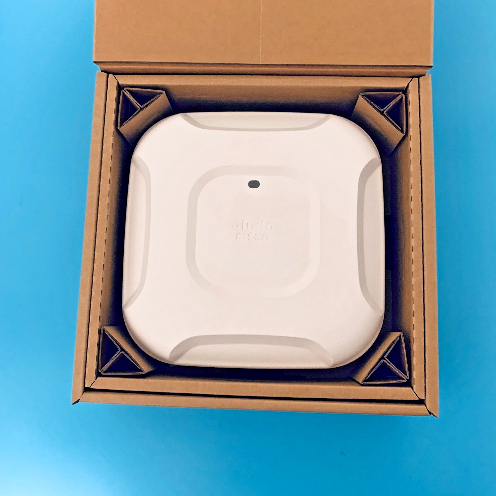Cisco Aironet AIR-AP3702I-UXK9 802.11ac Gigabit Dual-Band Wireless Access Point