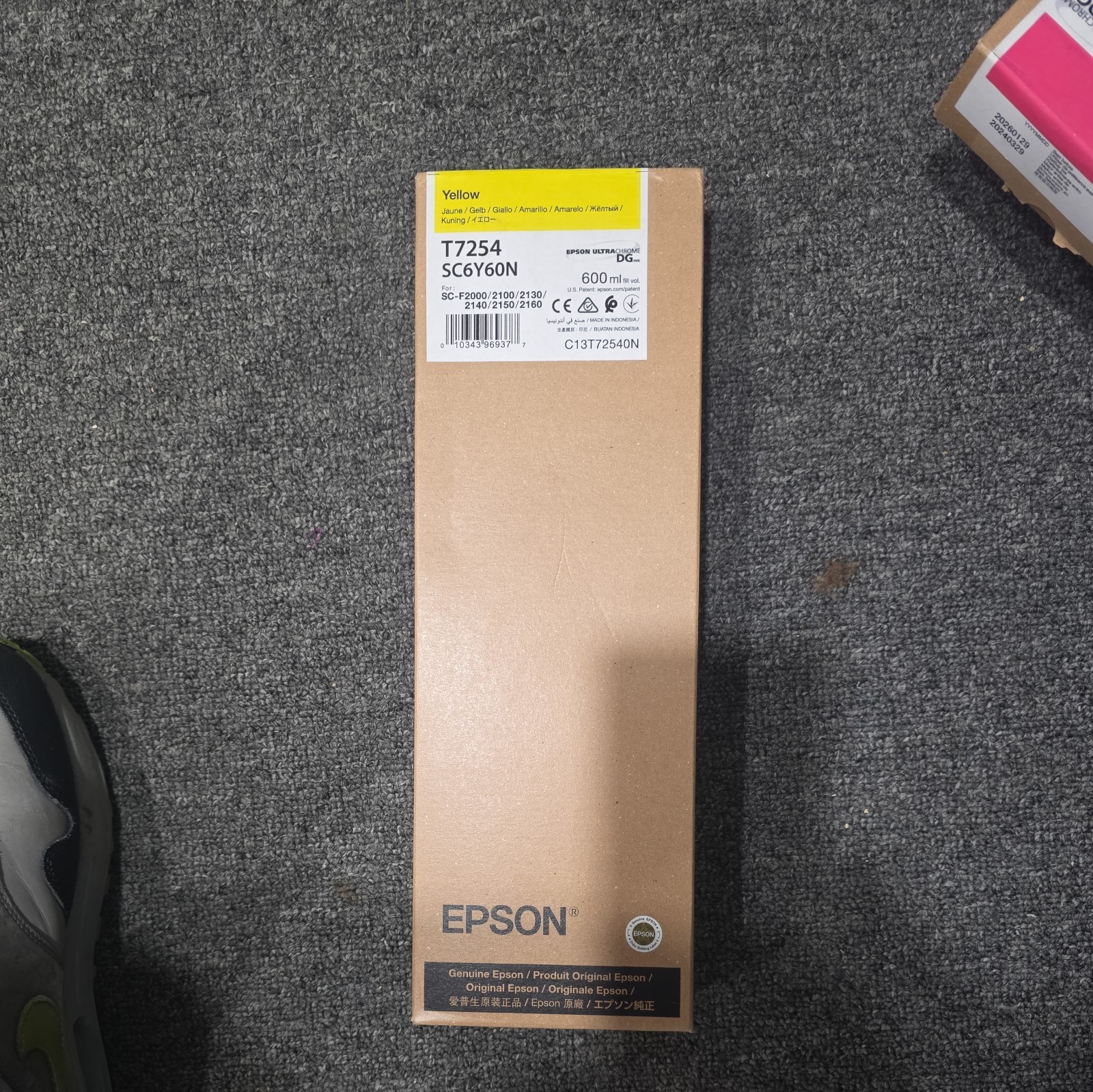 GENUINE Epson DG Yellow Ink 600ml For F2100 & F2000 (T7254)
