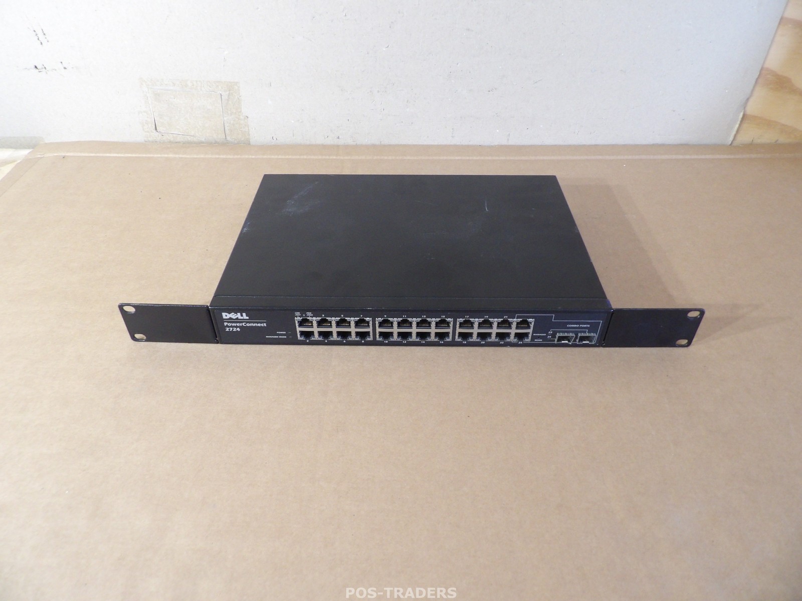 Dell PowerConnect 2724 24-Port Gigabit Ethernet Switch - INCL RACK EARS