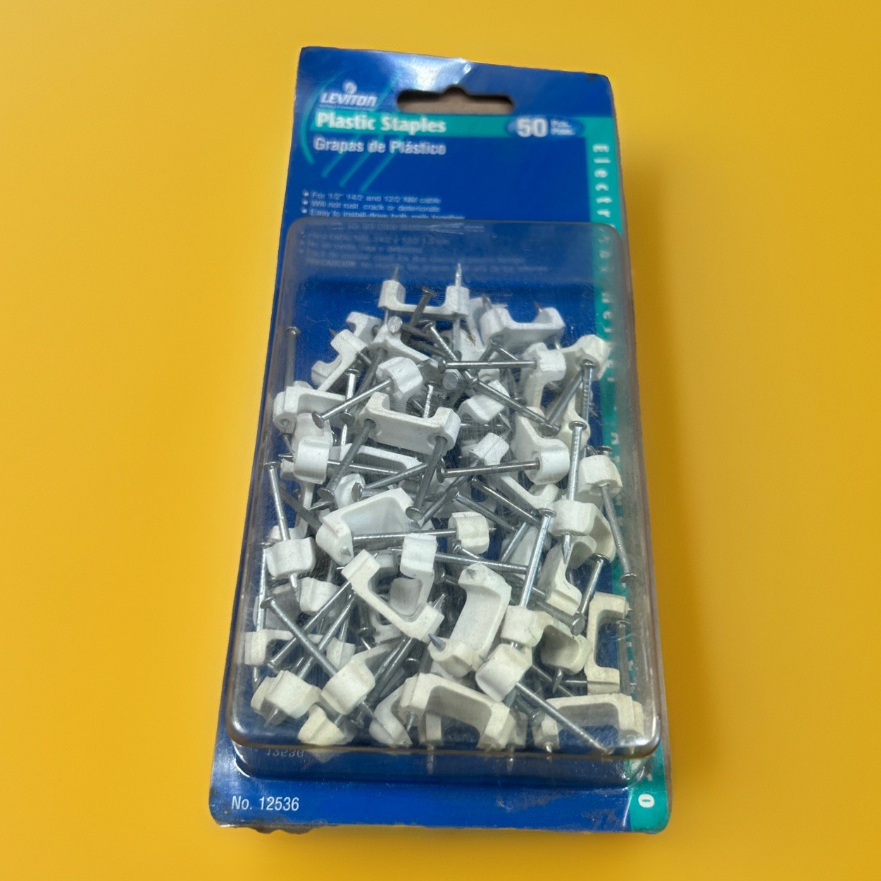 🔥Leviton 12536 Plastic Cable Staples - 50 Pack Wire Clips (New) ~ 1 Unit