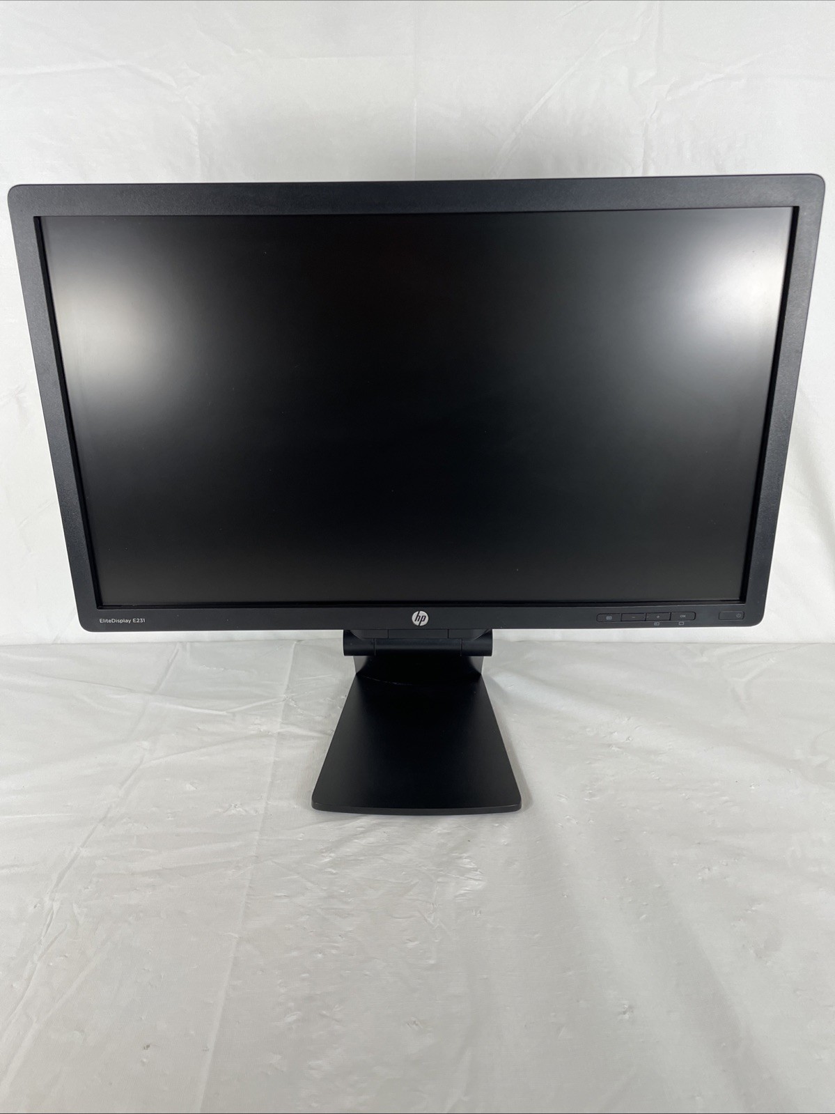 HP EliteDisplay E231 23" 1080P Widescreen LED Monitor