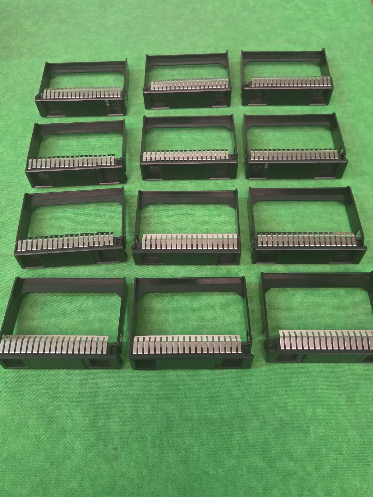 HPE 3.5" LFF HD Blank Filler G9 G10 652997-001 652994-001 675039-001 LOT 12 PCS