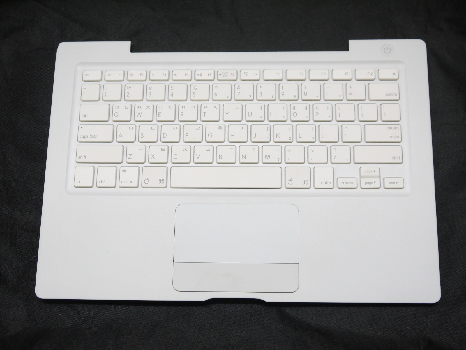 99% NEW White Top Case with Korean Keyboard Trackpad for MacBook 13" A1181 