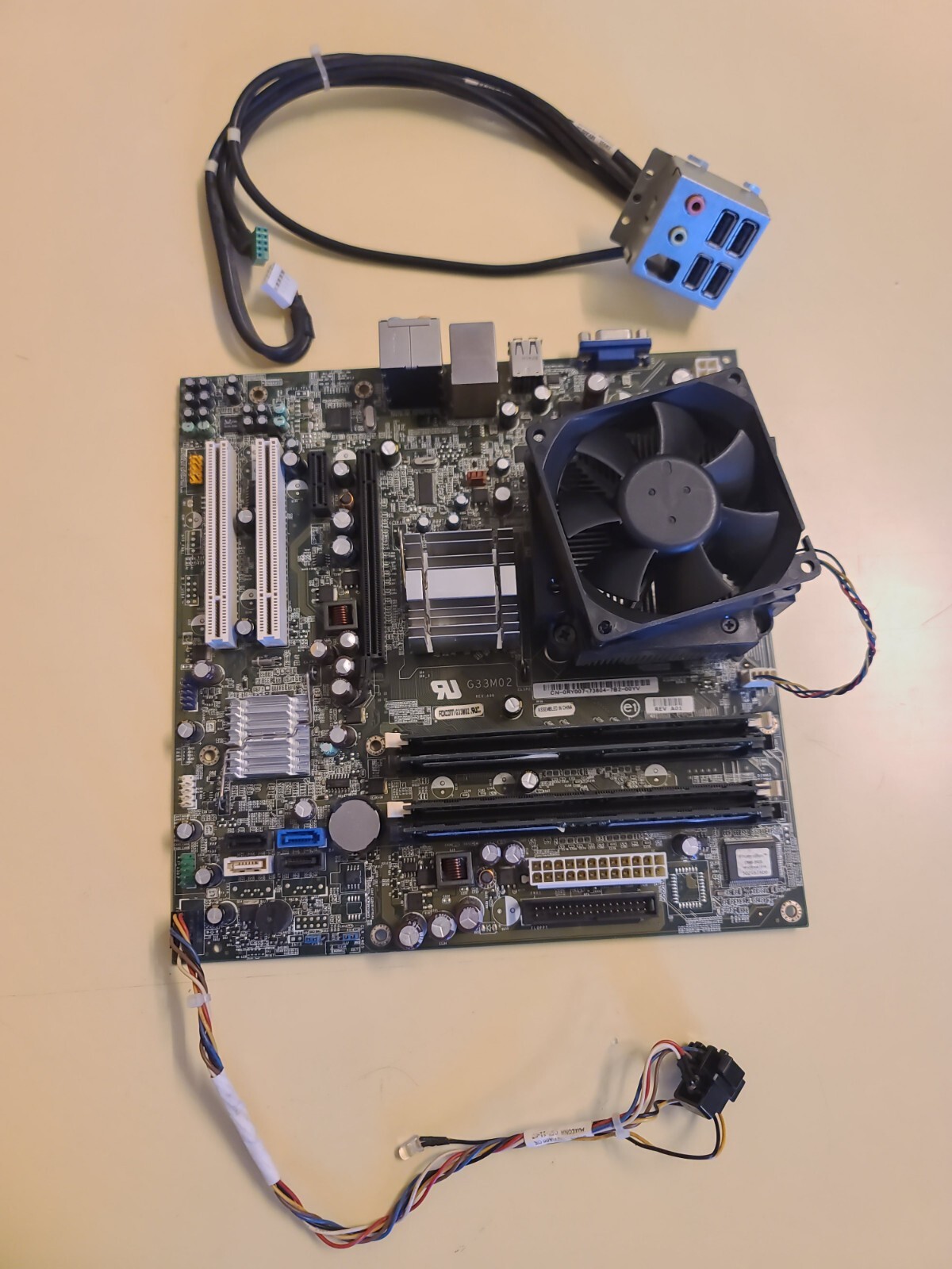 Dell motherboard Foxconn 0RY007 G33M02 Core 2 Duo 2.13GHz CPU 4GB RAM