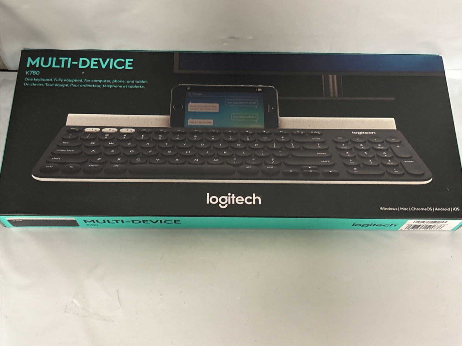 Logitech K780 Multi Device Wireless Keyboard w/cradle NEW
