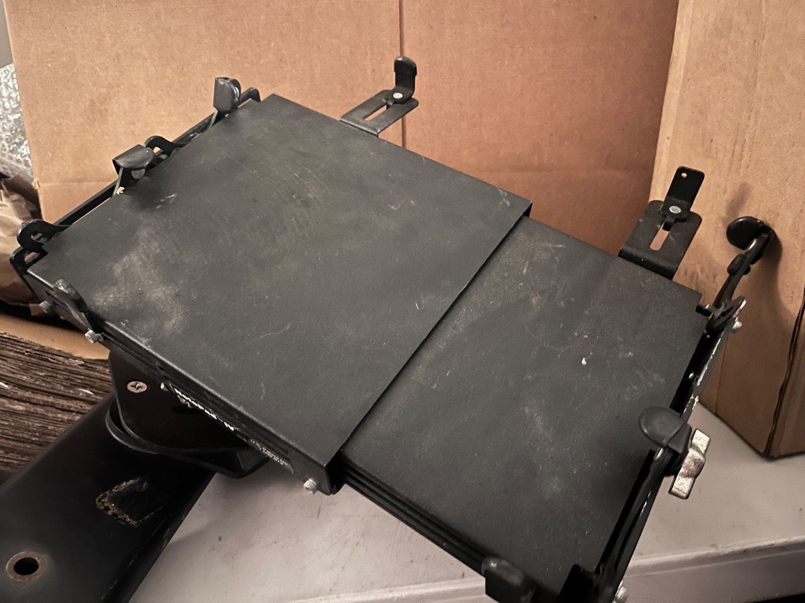 Gamber Johnson NOTEPAD 4 Computer Mount NP-Notepad4 with top of vehicle Mount