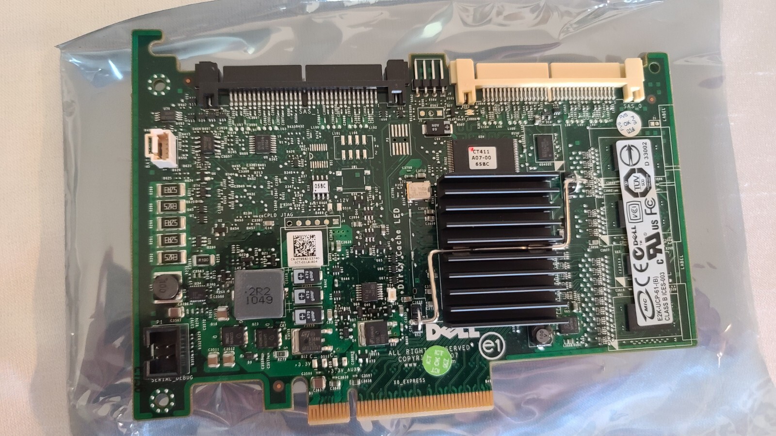 Dell E2K-UCP-61 (B) Perc 6/i Dual Channel PCIe SAS RAID Controller