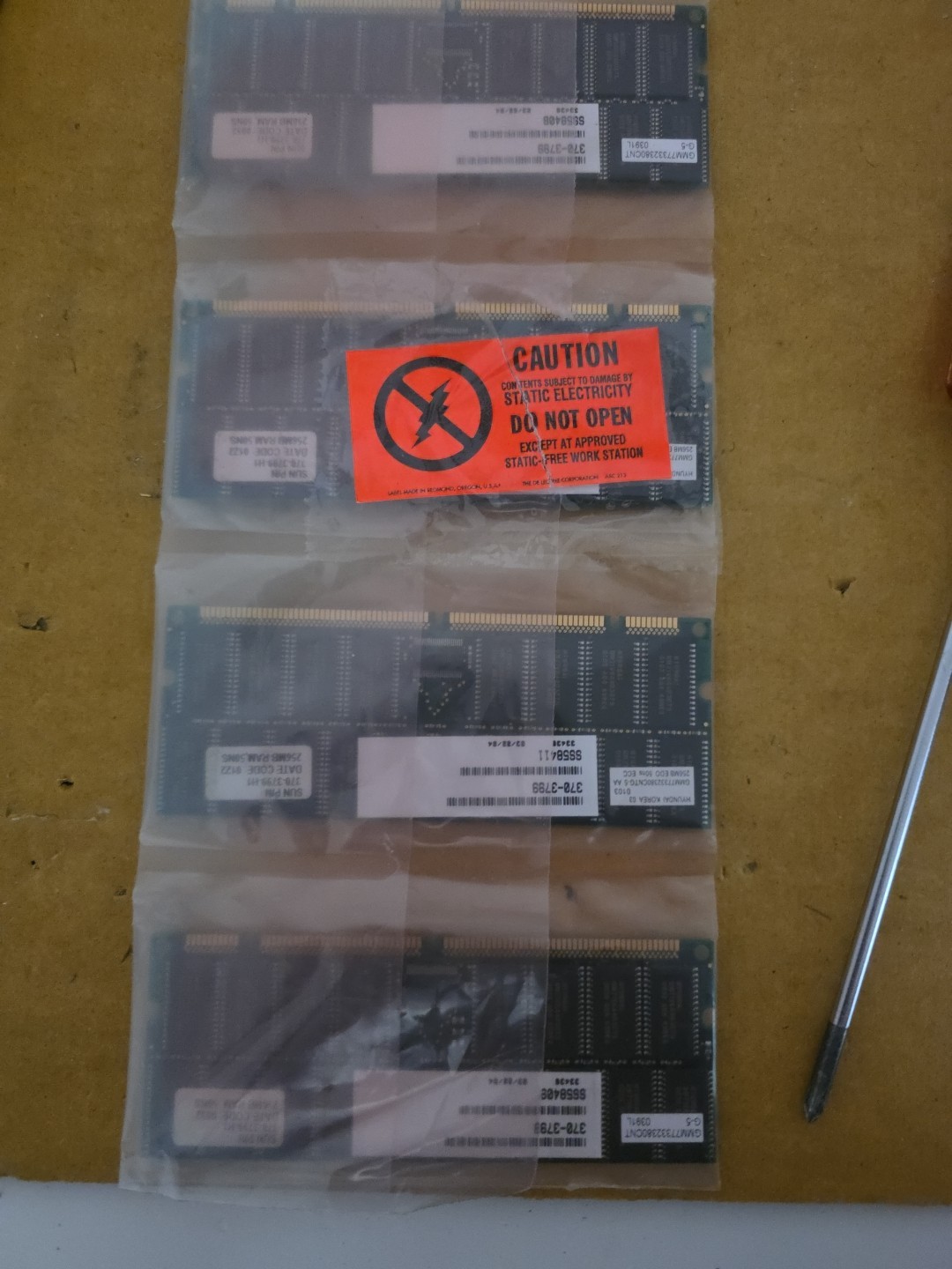 Sun Memory 370-3799 1024MB (4x256MB) Memory Kit  BRAND NEW