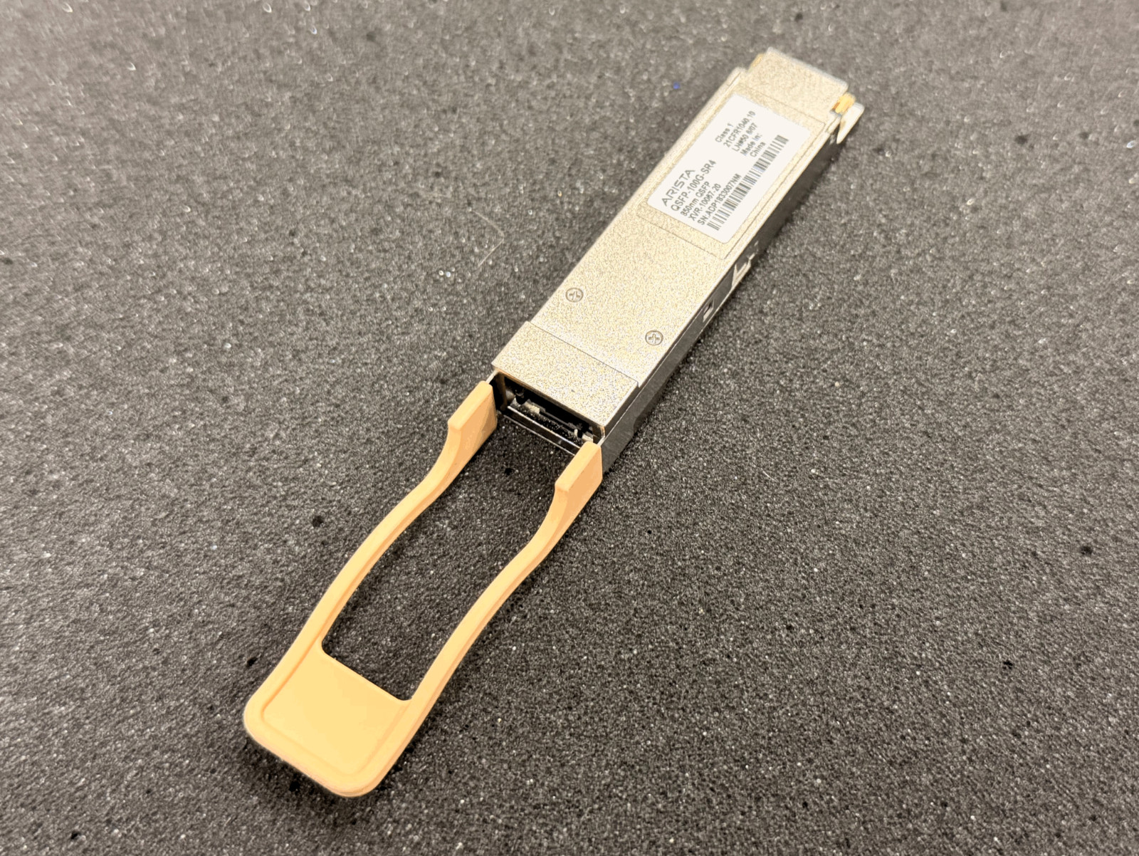 GENUINE Arista QSFP-100G-SR4 850nm QSFP28 Transceiver Module -  XVR-10067-20