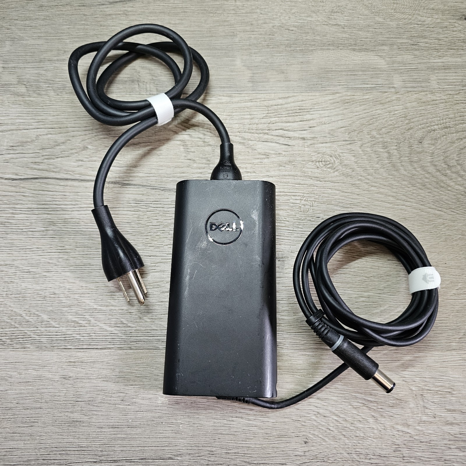 Genuine Dell 19.5V 4.62A 90W 7.45.0mm Original Slim AC Laptop Adapter For Dell