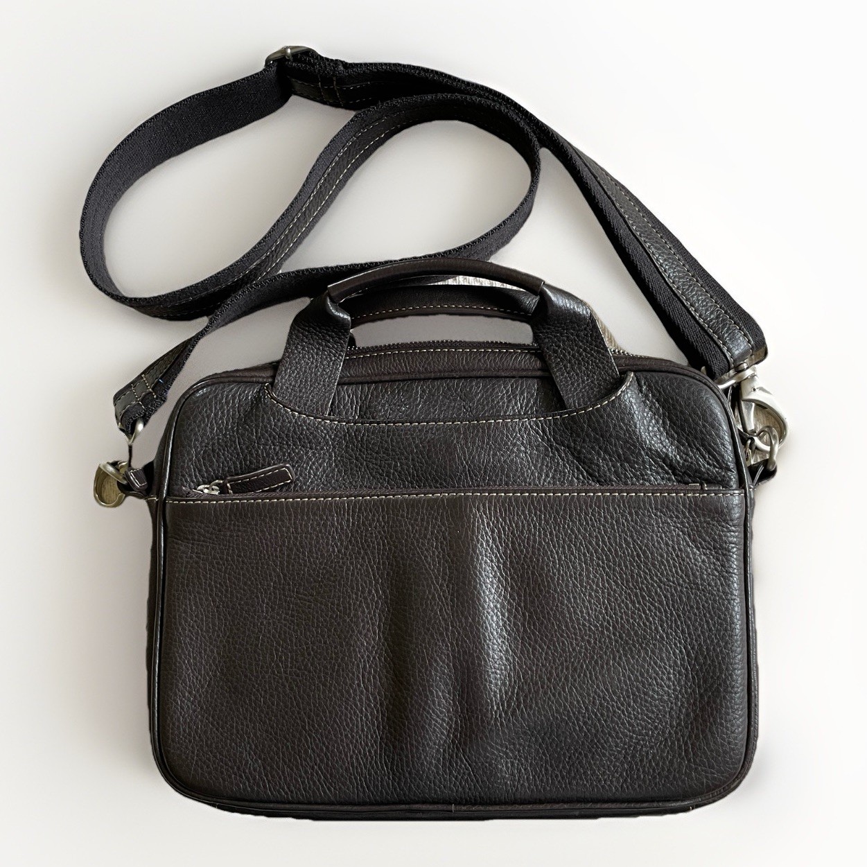 Levenger Dark Brown Leather Messenger Laptop Tablet Work Office Crossbody Bag