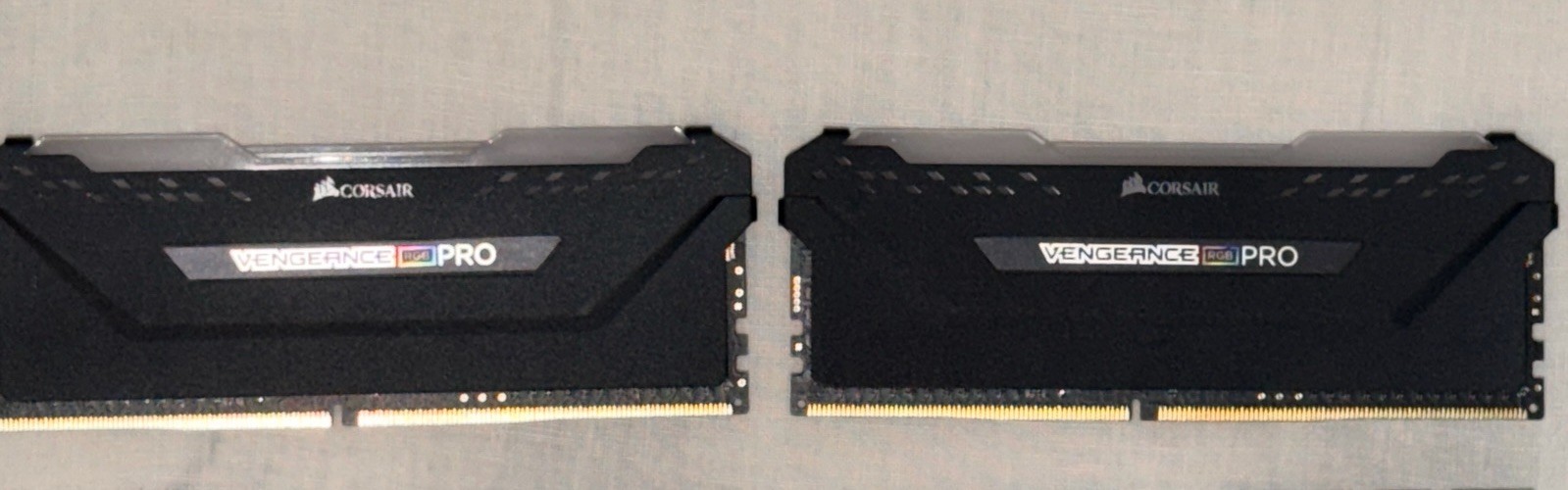 Corsair Vengeance RGB Pro 16GB (2x8GB) RAM DDR4 3200MHz CMW16GX4M2C3200C16