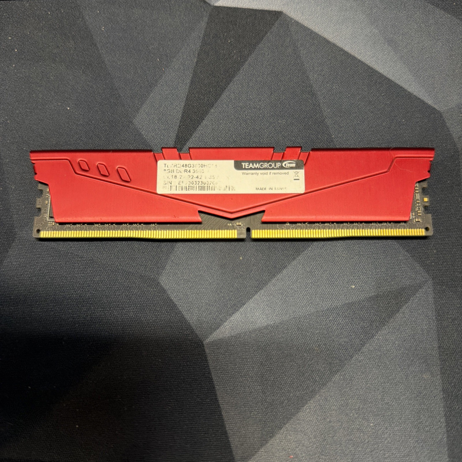 TEAMGROUP T-FORCE Vulcan Z 8GB DDR4-3600 DIMM TLZRD48G3600HC18JBK
