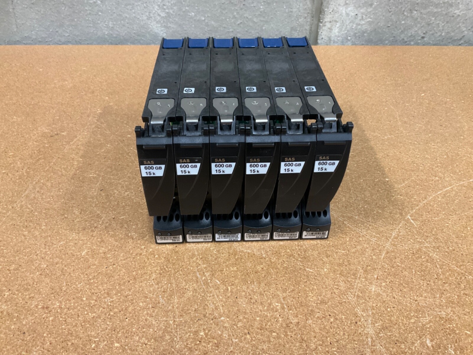 Lot of 6 005049675 EMC 600GB 3.5" Caddies