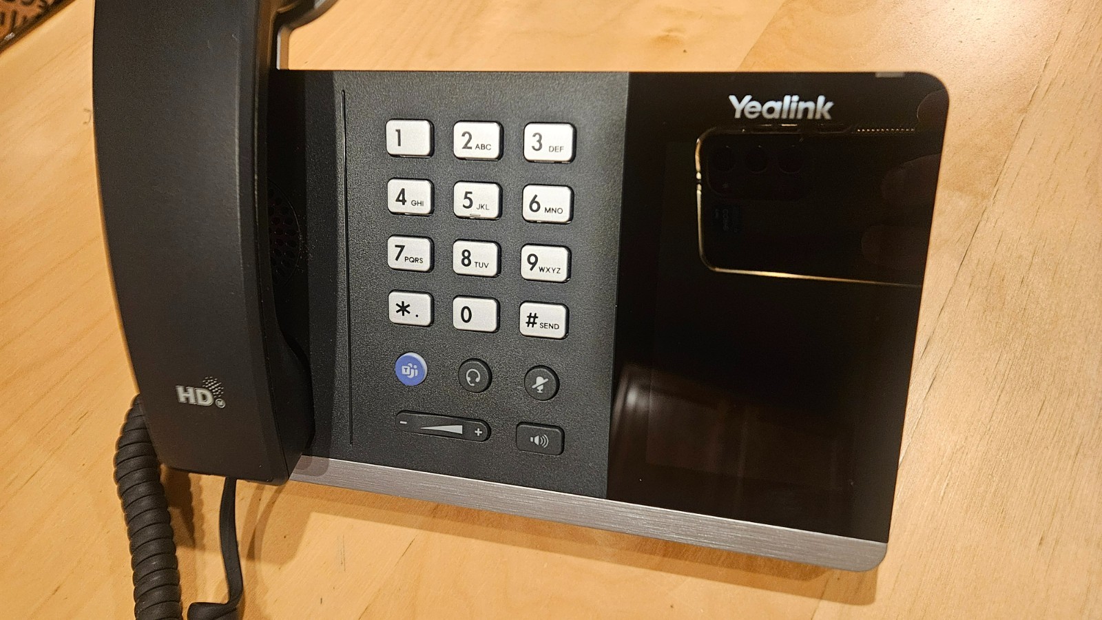 Yealink MP54 - VoIP Phone - Black Teams phone Android POE WIFI Bluetooth