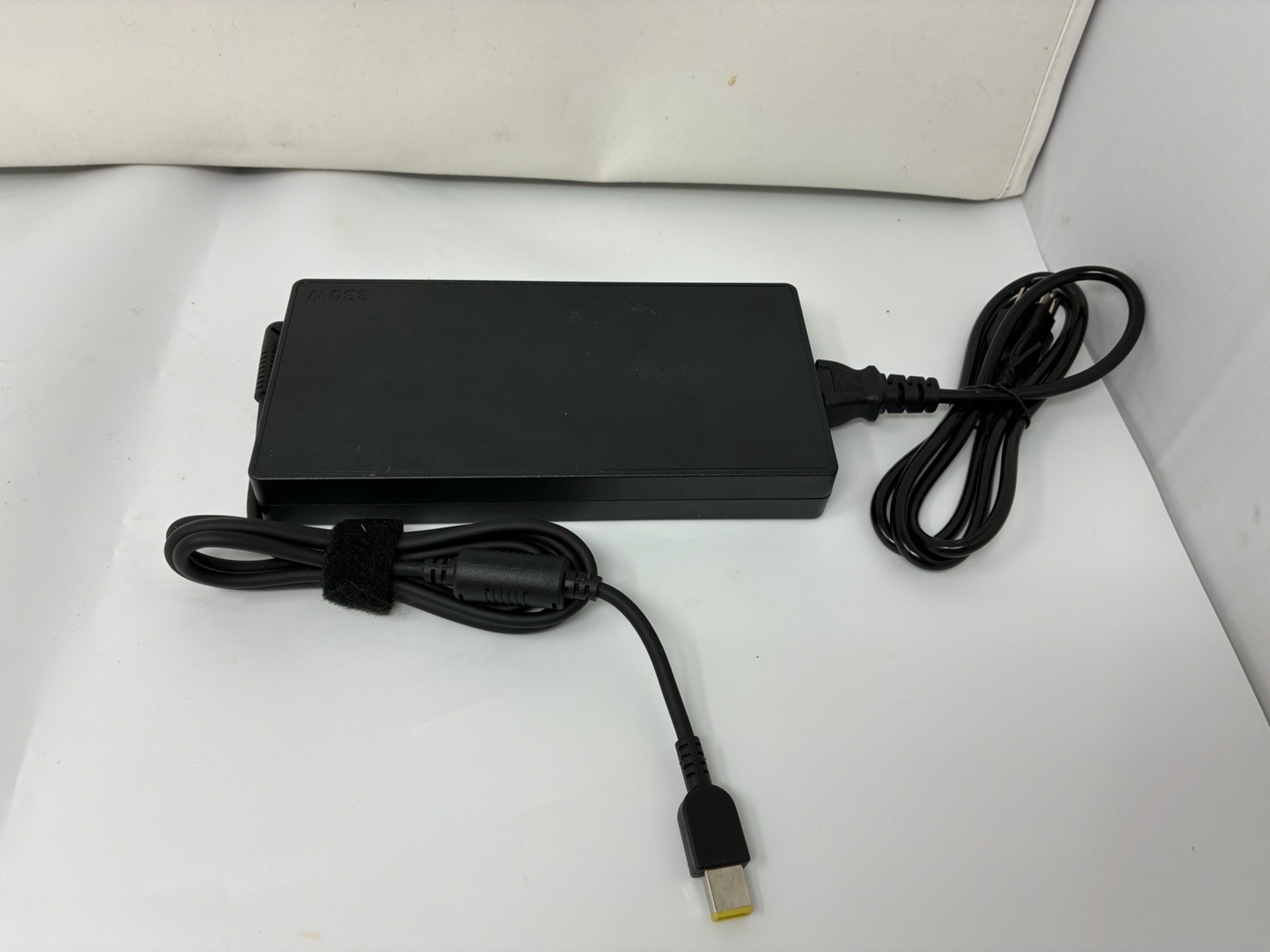 20V 16.5A 330W AC Power Supply Adapter For Lenovo Legion ADL330SDC3A