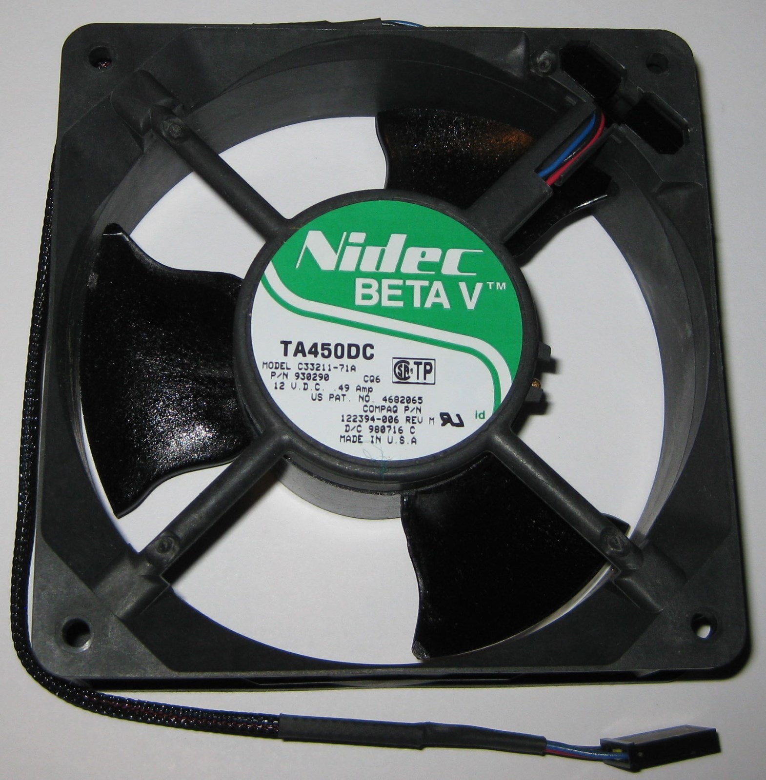 Nidec Beta 120 mm Fan - 12 V DC - 4000 RPM - Thermistor Auto Speed Adjustment