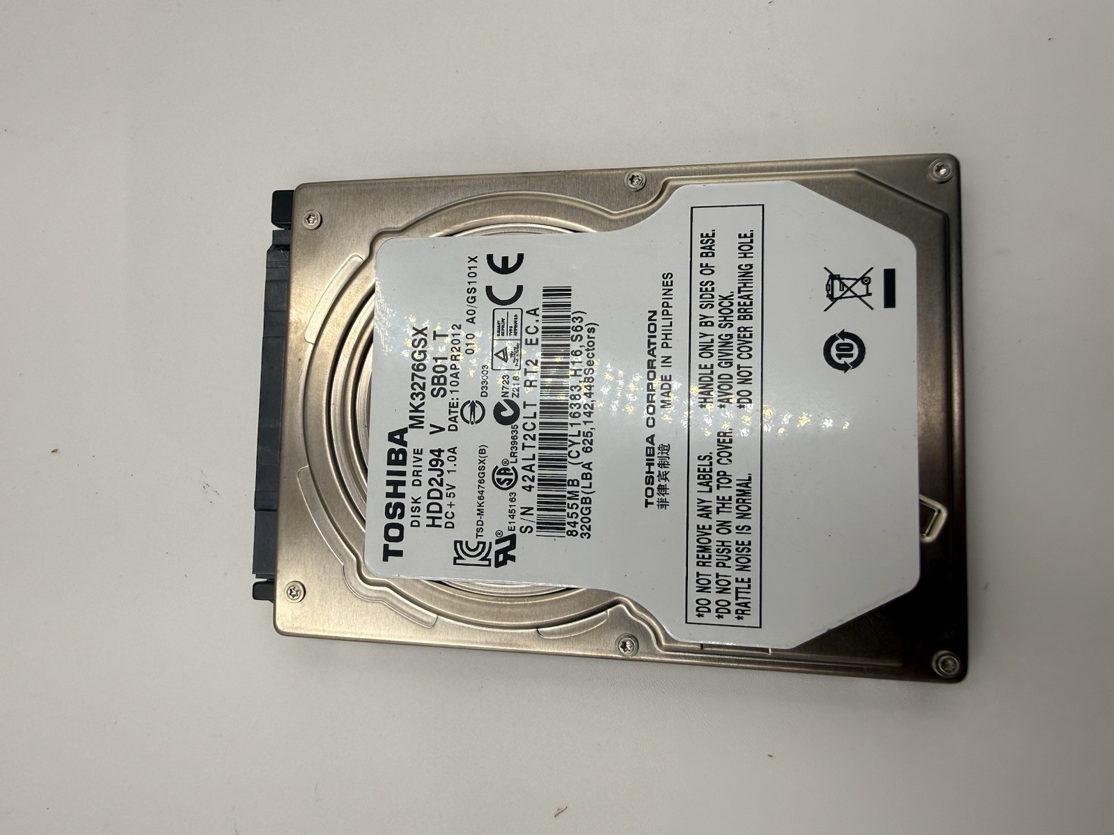 Toshiba 2.5" HDD2J94 320GB Serial-ATA/300 HDD MK3276GSX Internal Hard Drive