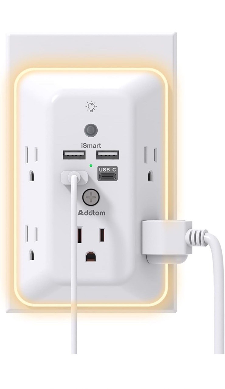 5 Outlet Extender with Night Light 4 USB Ports 1 USB-C Wall Charger White