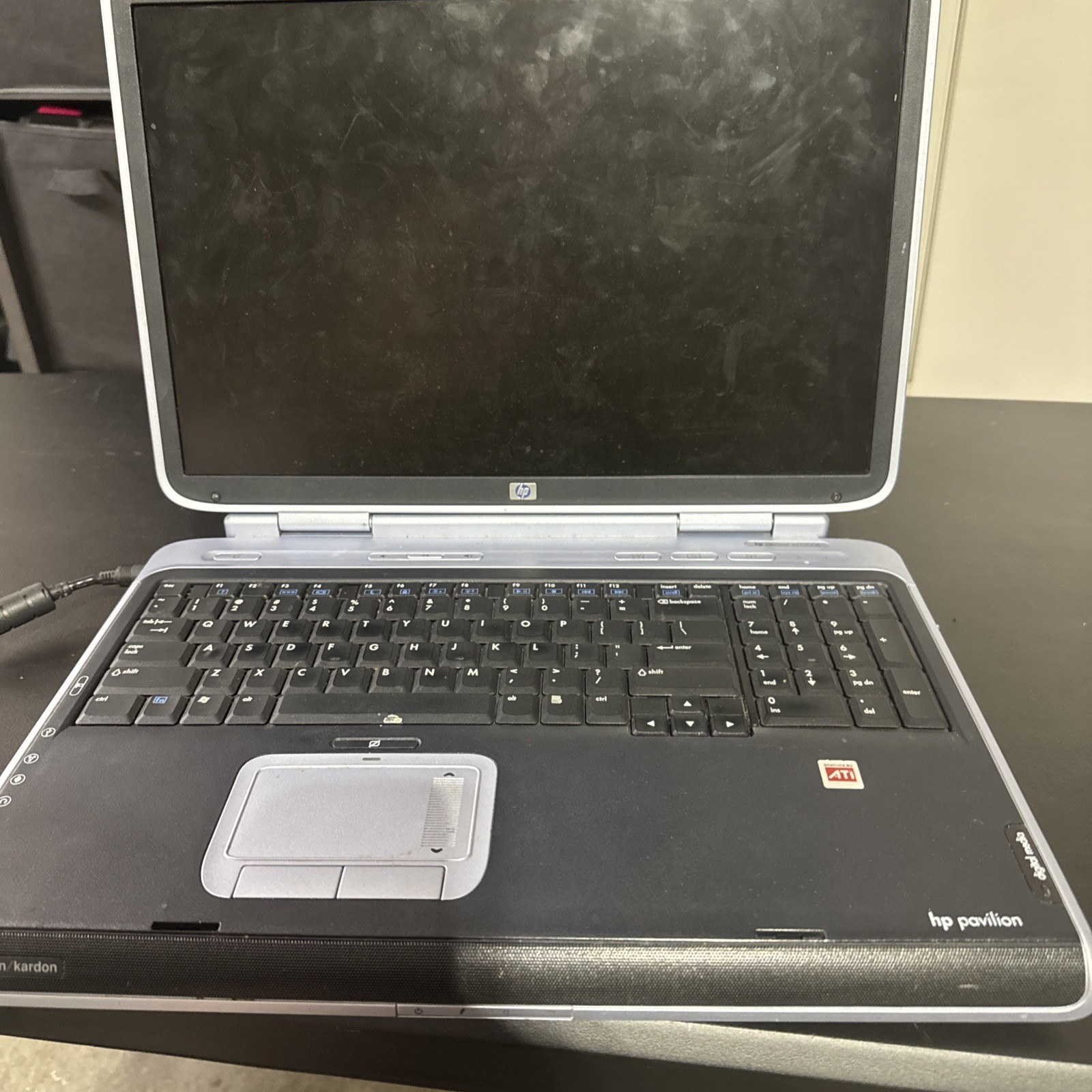 HP Pavilion zd7000 Laptop 17.3” Intel Pentium 4 - for parts Or Repair As Is