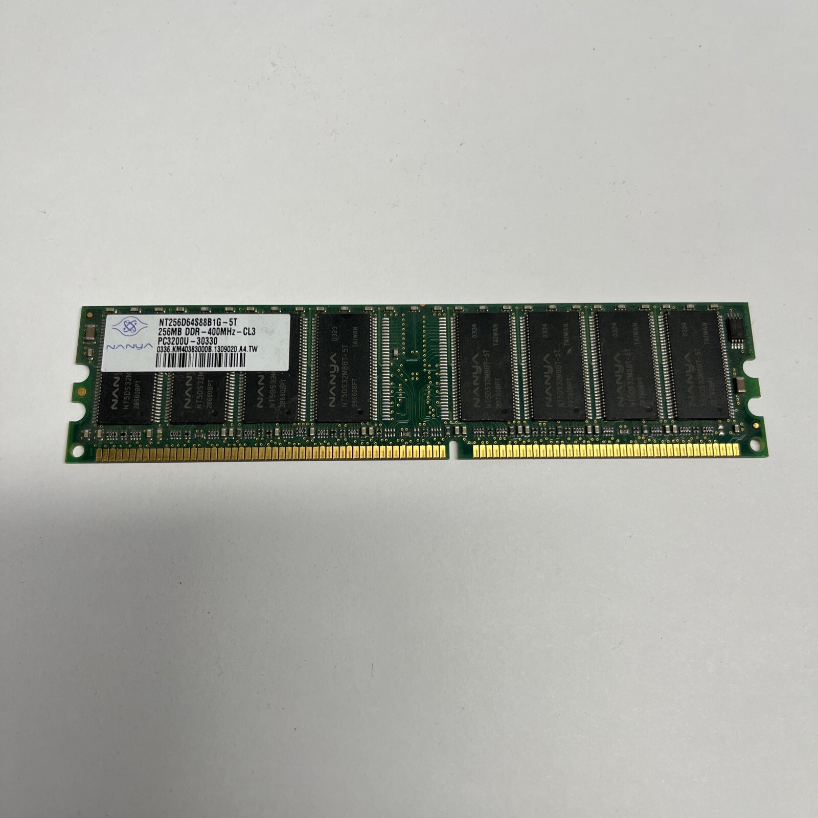 NANYA NT256D64S88B1G 5T 256MB Memory DDR PC3200U-30330 400MHz CL3 Tested Working