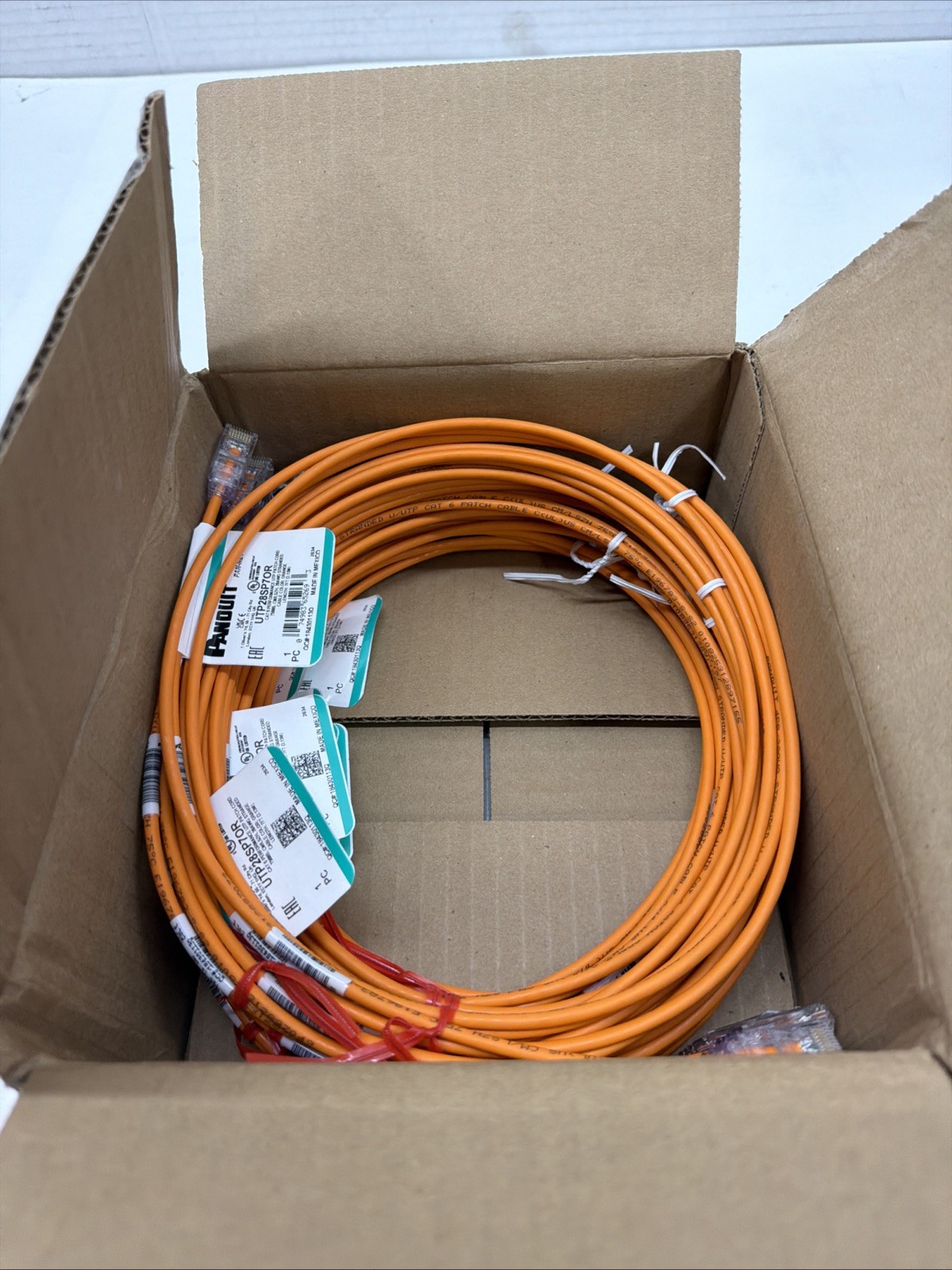 Panduit UTP28SP7OR Patch Cord Cat 6 Copper 28 AWG UTP 7 ft Orange 10 Pack