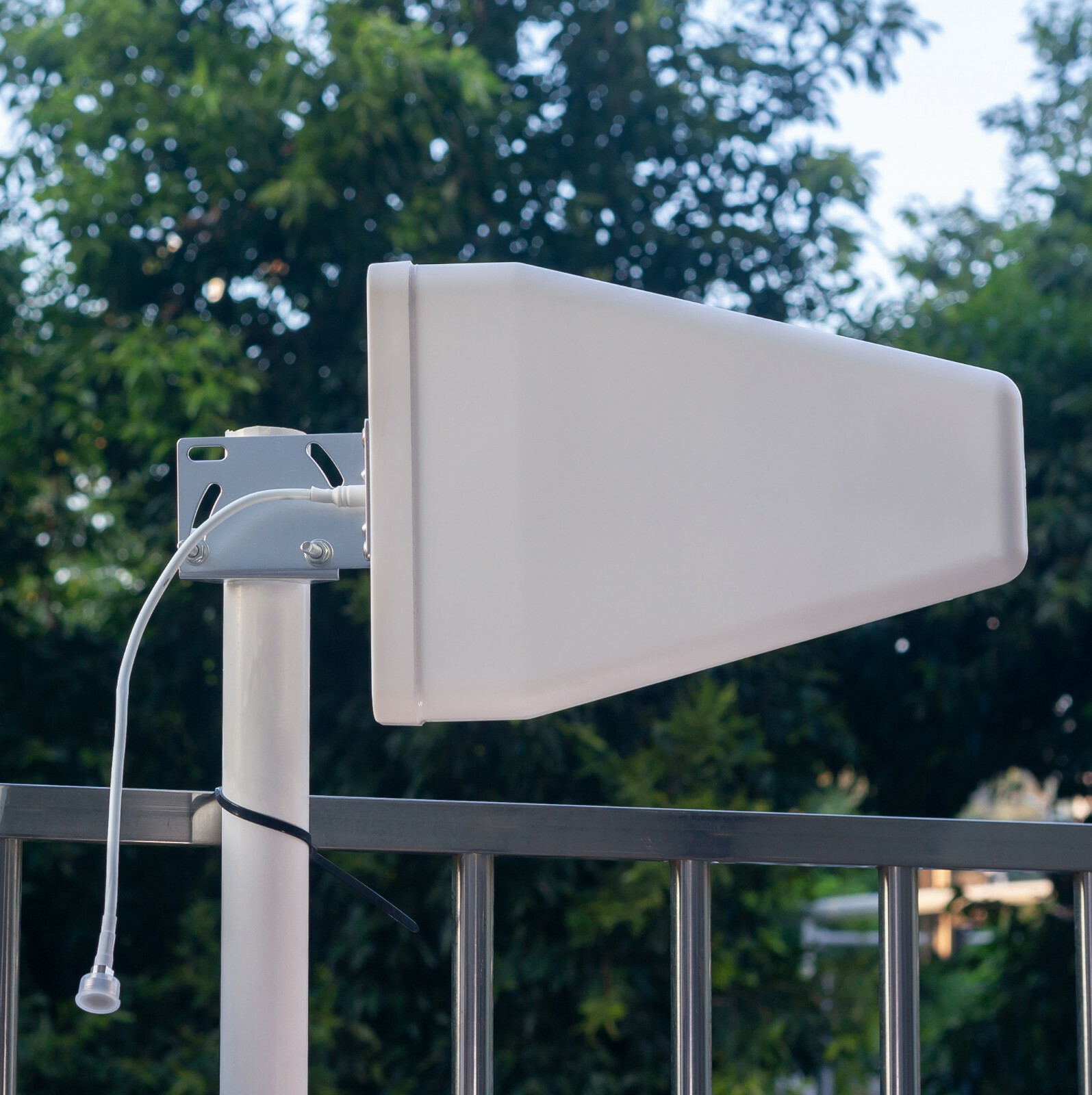 9dBi 5G LTE WiFi helium LPDA External Antenna for Verizon AT&T & All 4G 3G Bands