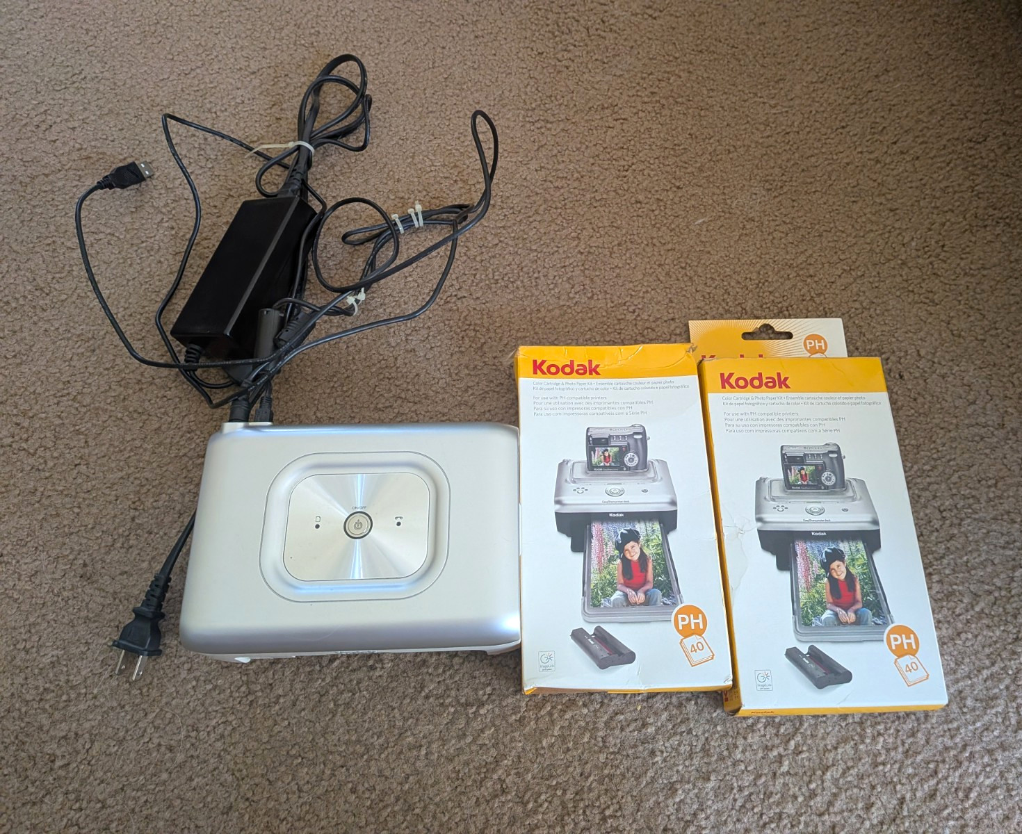 Kodak PH-40 Color Cartridge & Photo Paper Kit for EasyShare Printer Dock