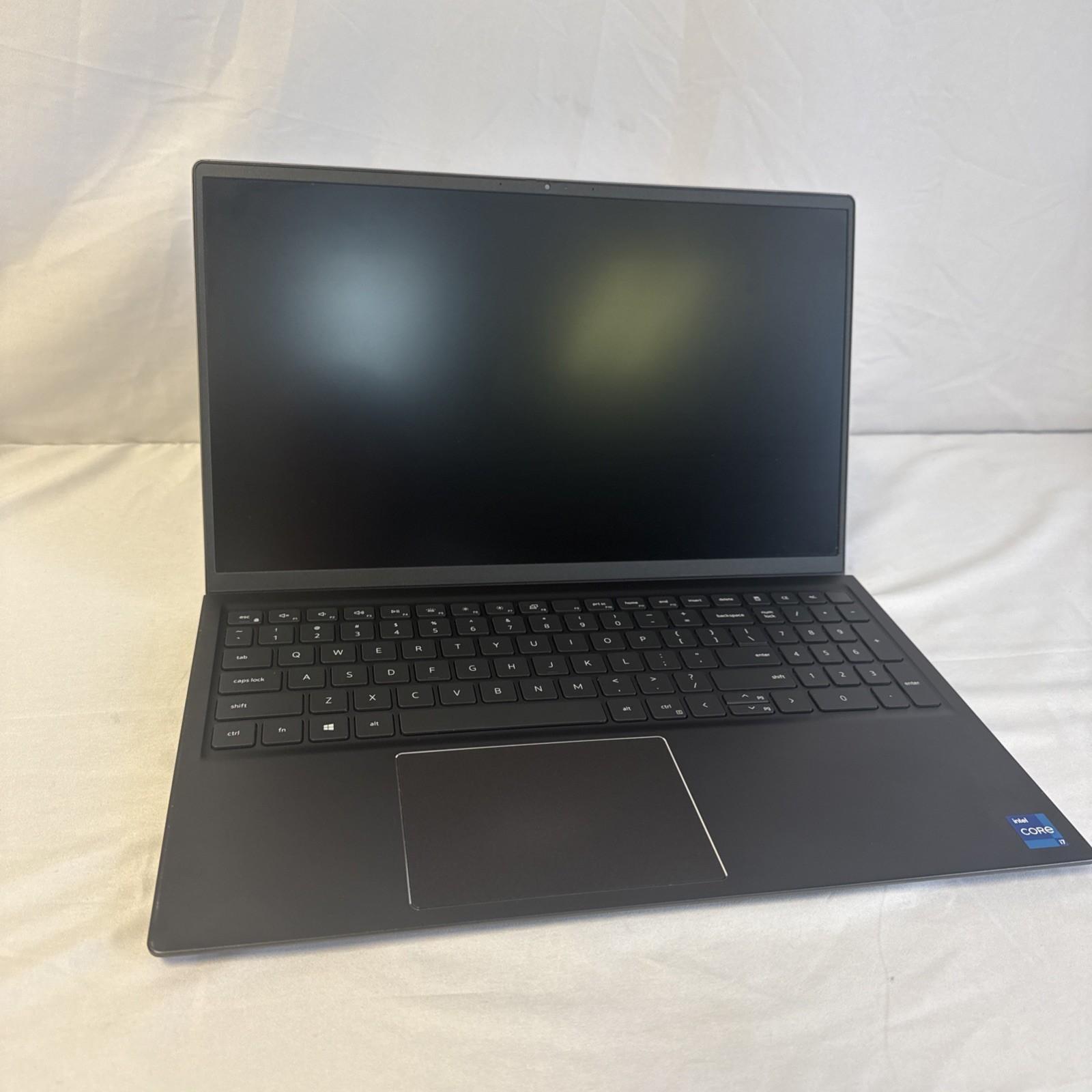 Dell Vostro 15 5510 i7-11370H 16GB 512GB SSD Windows 11