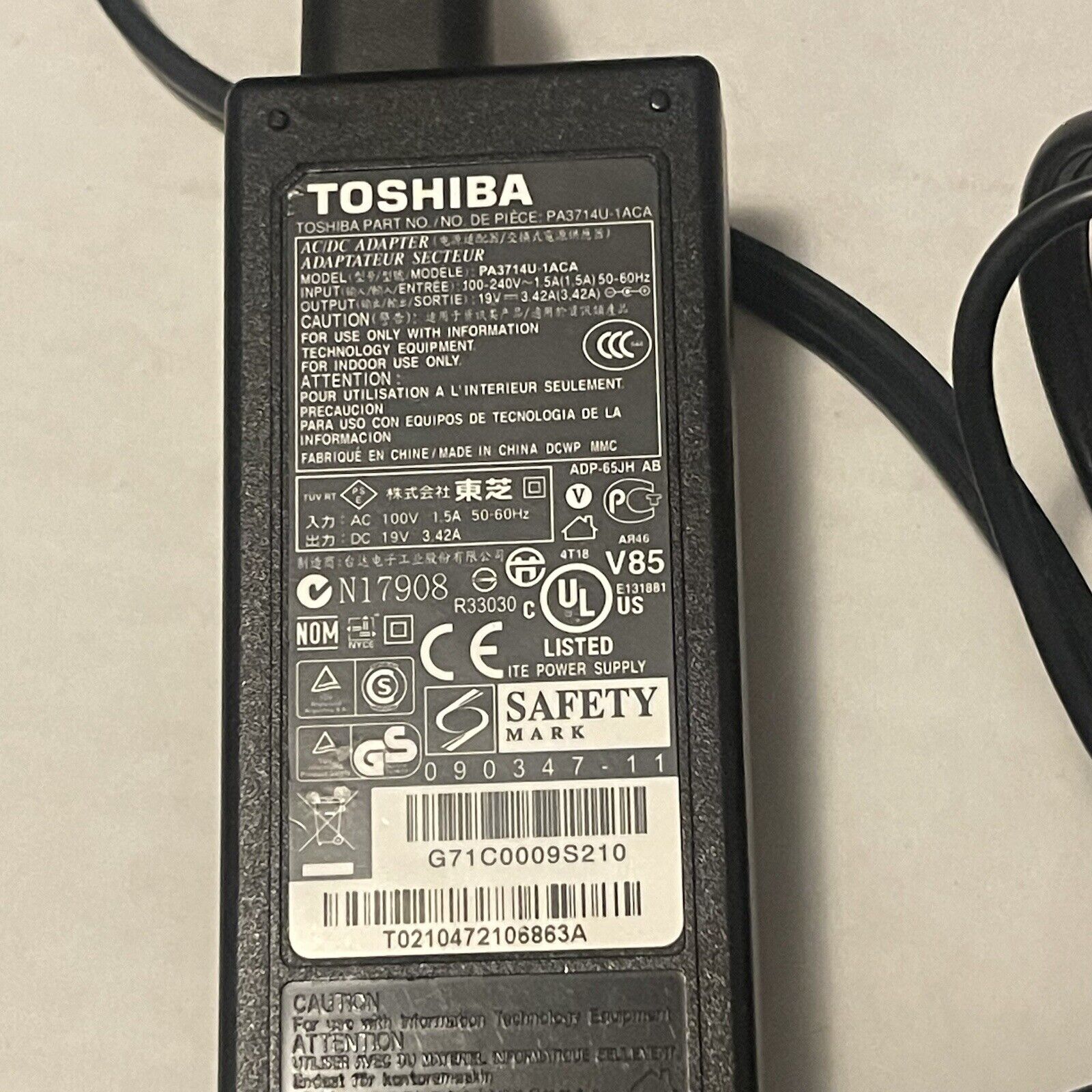 Lot 5 PCS Toshiba/ACER 19V 2.37A 45W Laptop AC power Adapter 1.7 / 5.5mm Tip