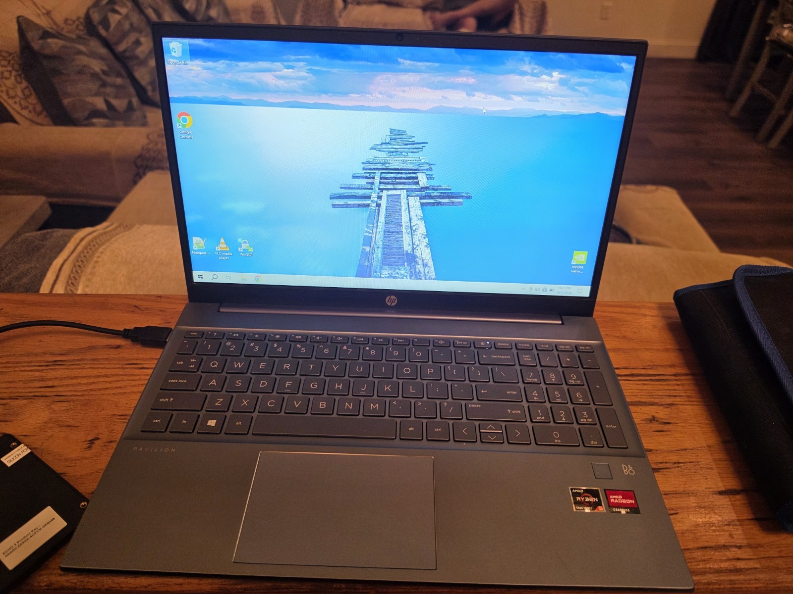 HP Pavilion 15Z-EH100 15.6" AMD Ryzen 5 5500U@2.1GHz, 
