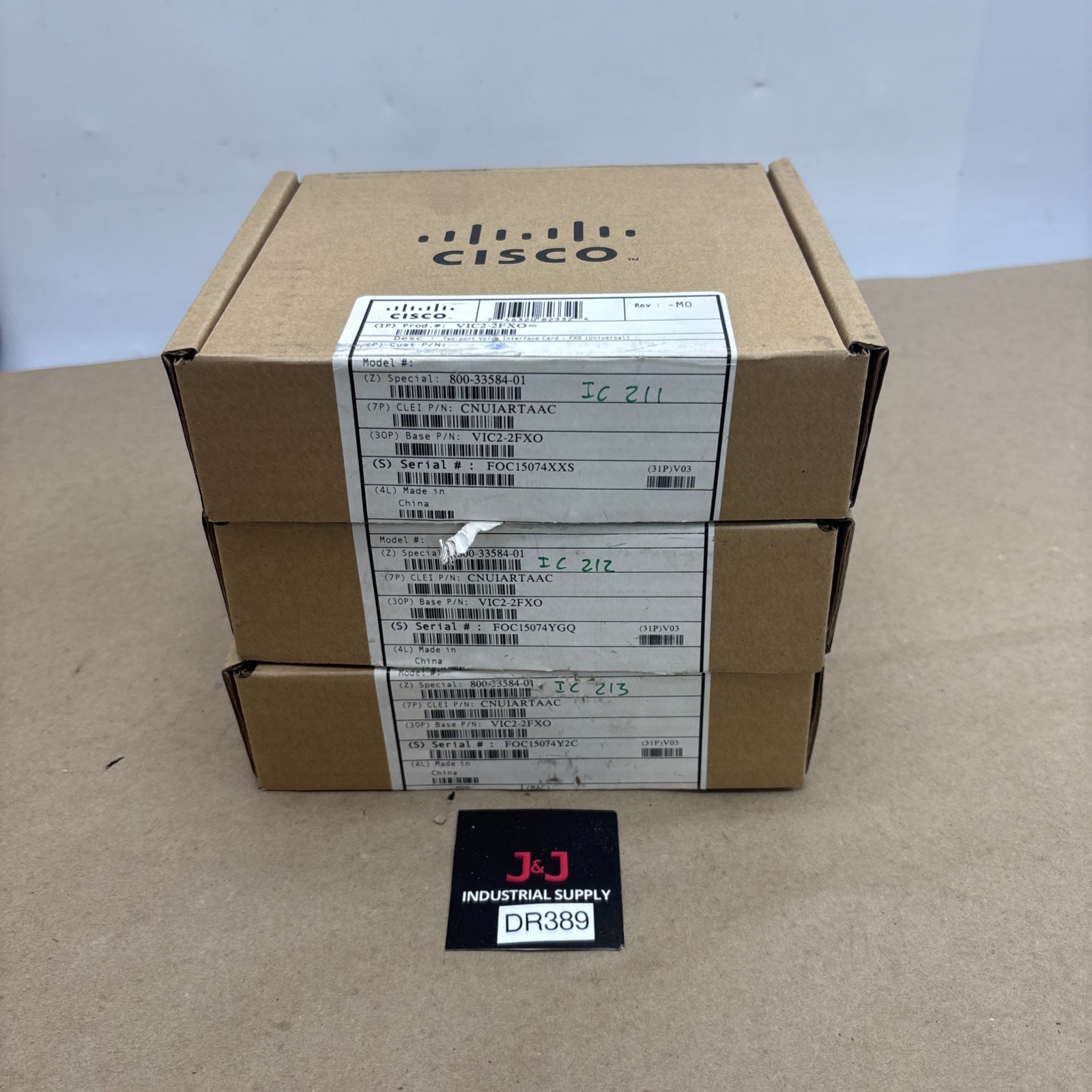 NEW LOT OF (3)CISCO VIC2-2FXO TWO PORT VOICE INTERFACE CARD FAST SHIPPING.