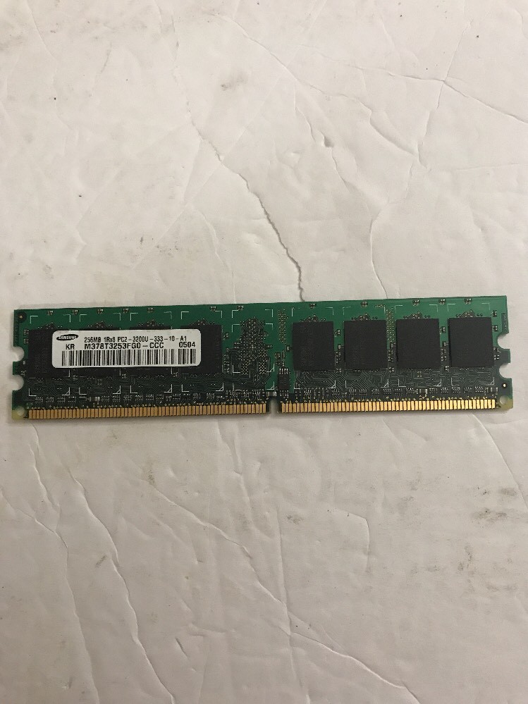 SAMSUNG    M378T3253FG0-CCC 0504     256mb 1Rx8 pc2-3200U-333-10-A1 Ships N 24h